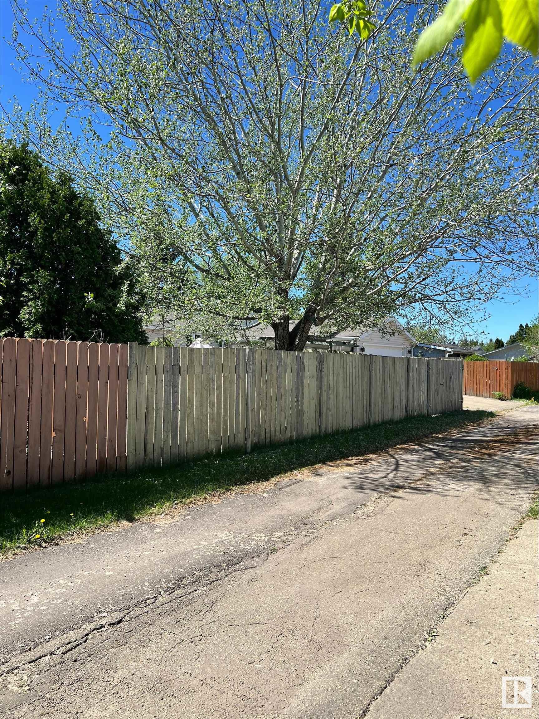 Third View of 11604 35 Avenue, Greenfield, Edmonton, Alberta, T6J 2X2
