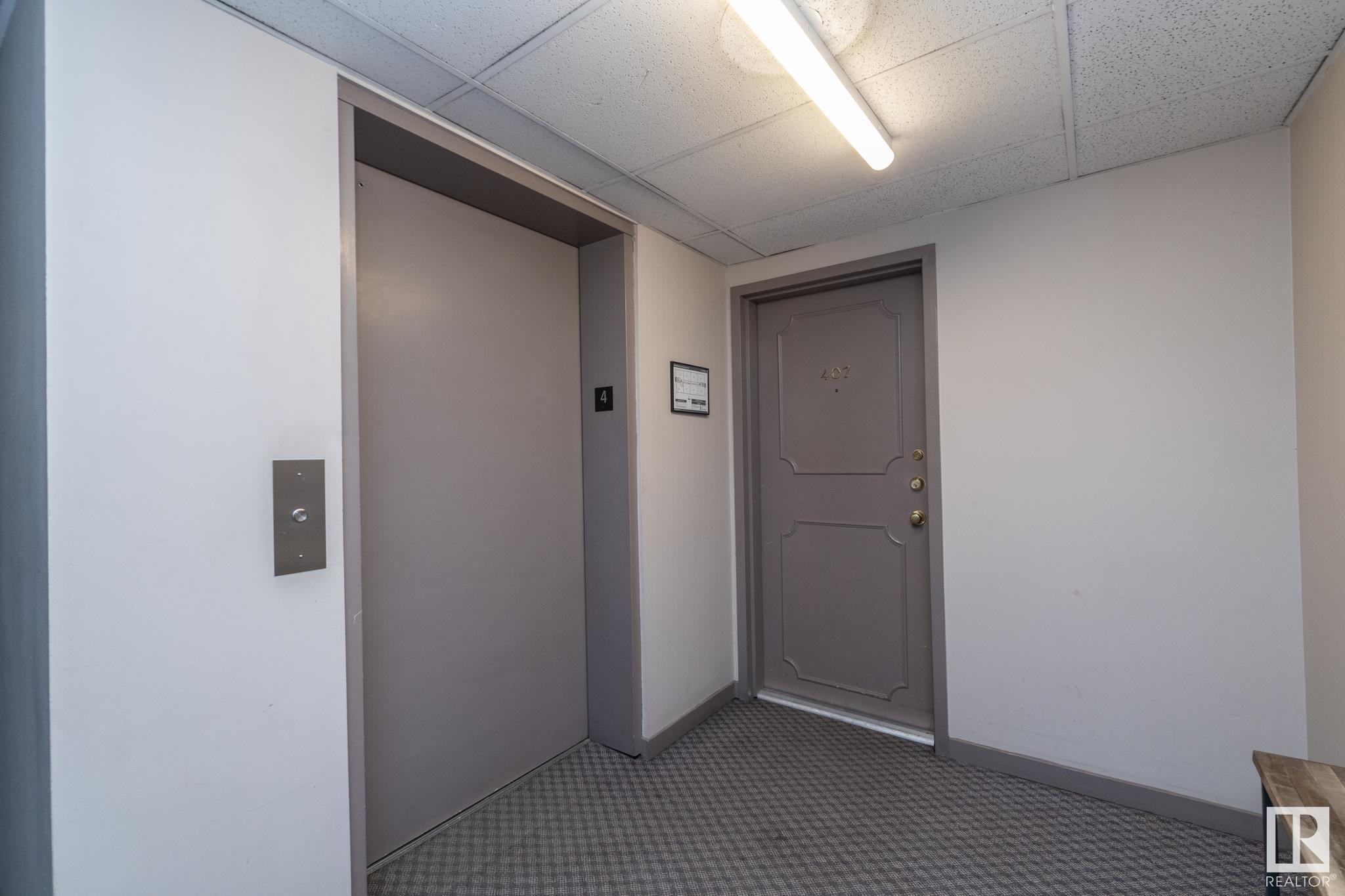 Third View of 407 10171 119 Street, Wîhkwêntôwin, Edmonton, Alberta, T5K 1Z1