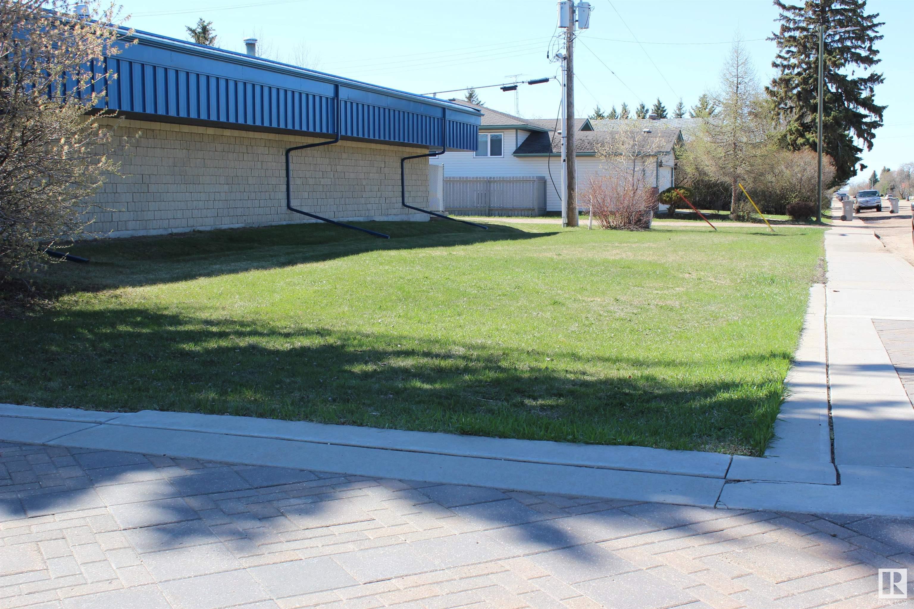 5136 50 Street, E4441347, Alberta,