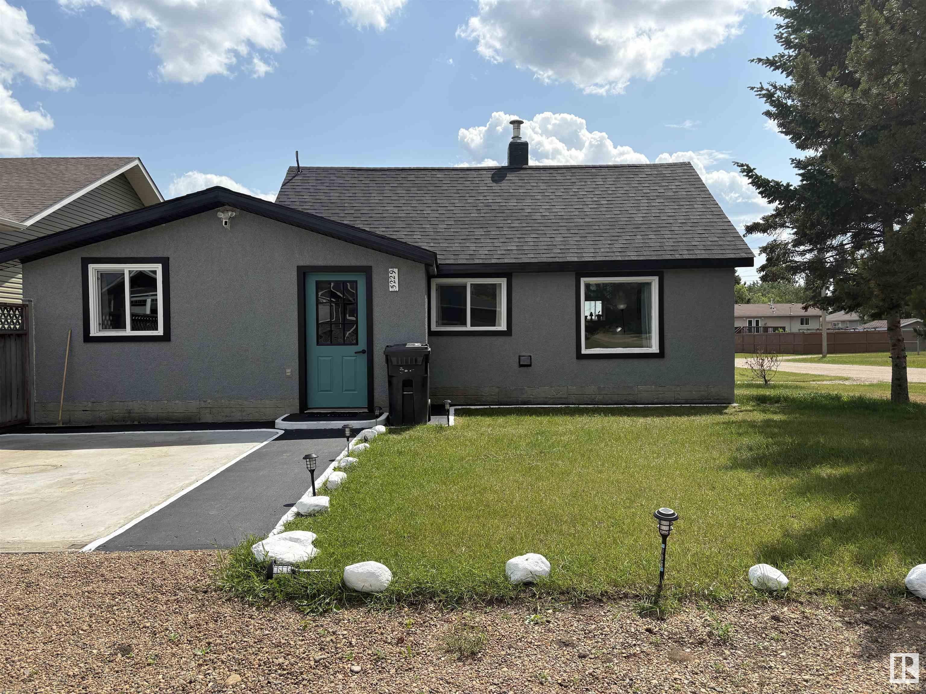 5229 49 Avenue, E4443187, Alberta,