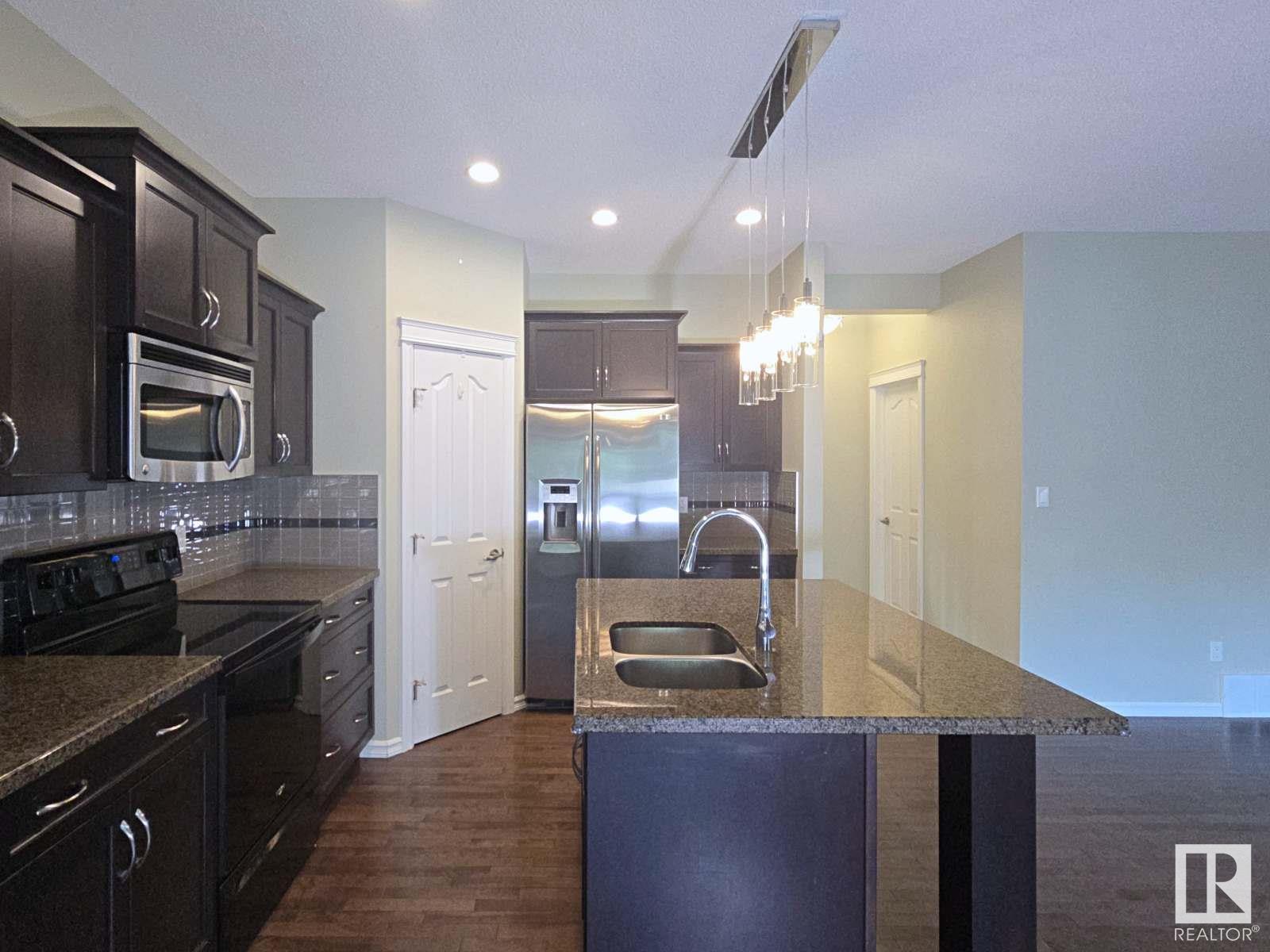 Fifth View of 716 ADAMS Way, Ambleside, Edmonton, Alberta, T6W 0K2