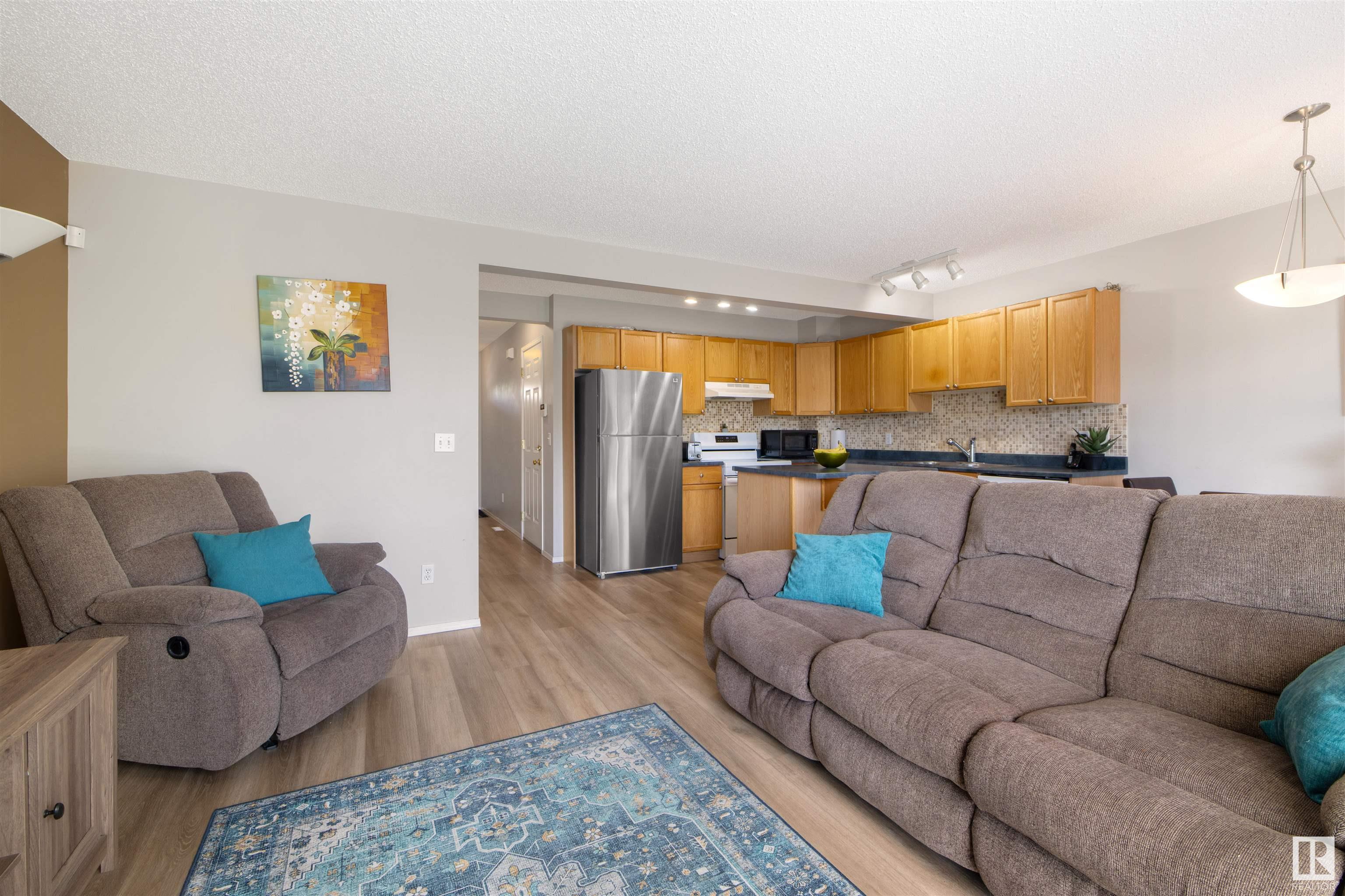 Fourth View of 13077 162A Avenue, Oxford, Edmonton, Alberta, T6V 1W1