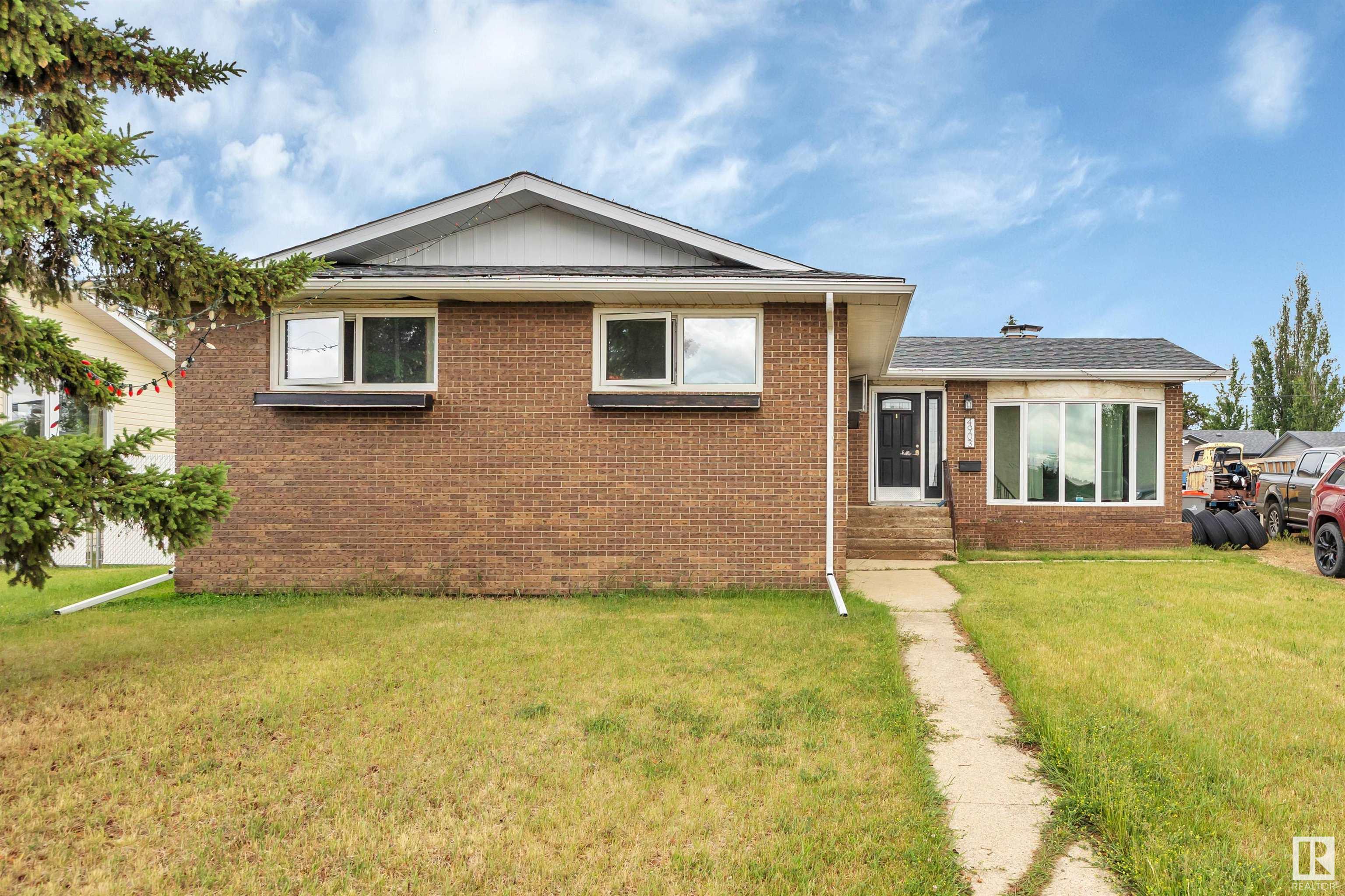 4903 52 Street, E4443495, Alberta,