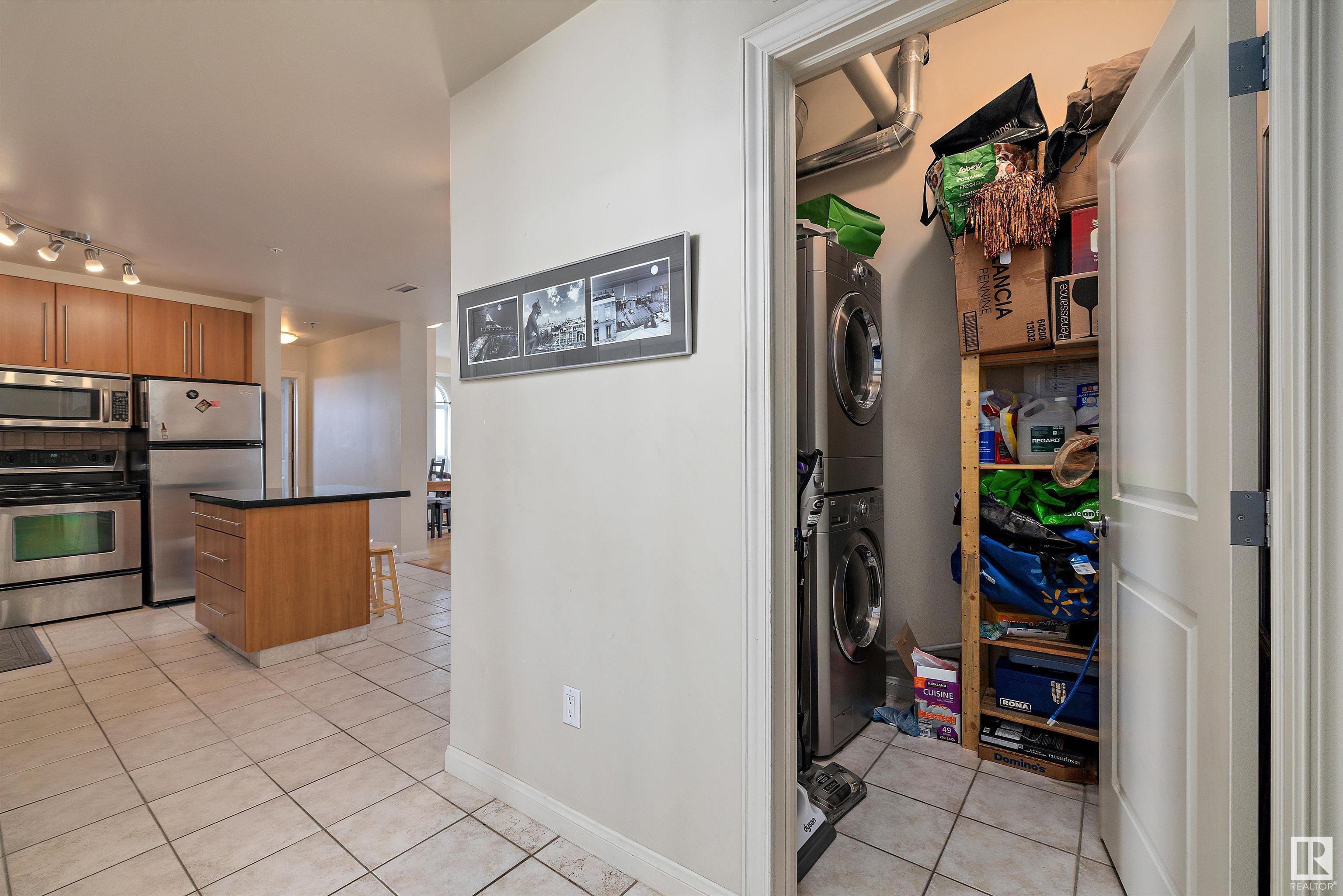 Third View of 1303 9819 104 Street, Downtown (Edmonton), Edmonton, Alberta, T5K 0Y8