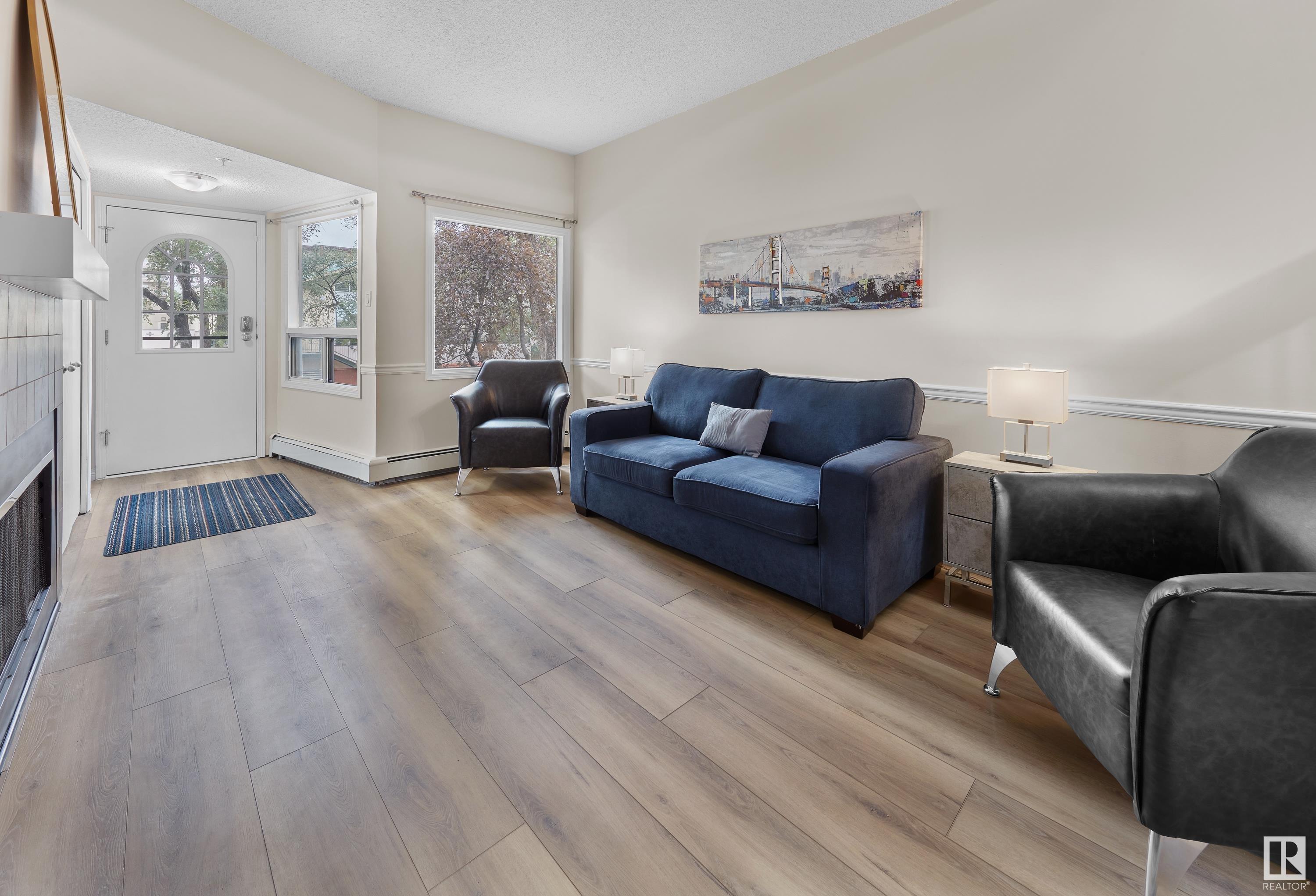 Fifth View of 11140 83 Avenue, Garneau, Edmonton, Alberta, T6G 0V1