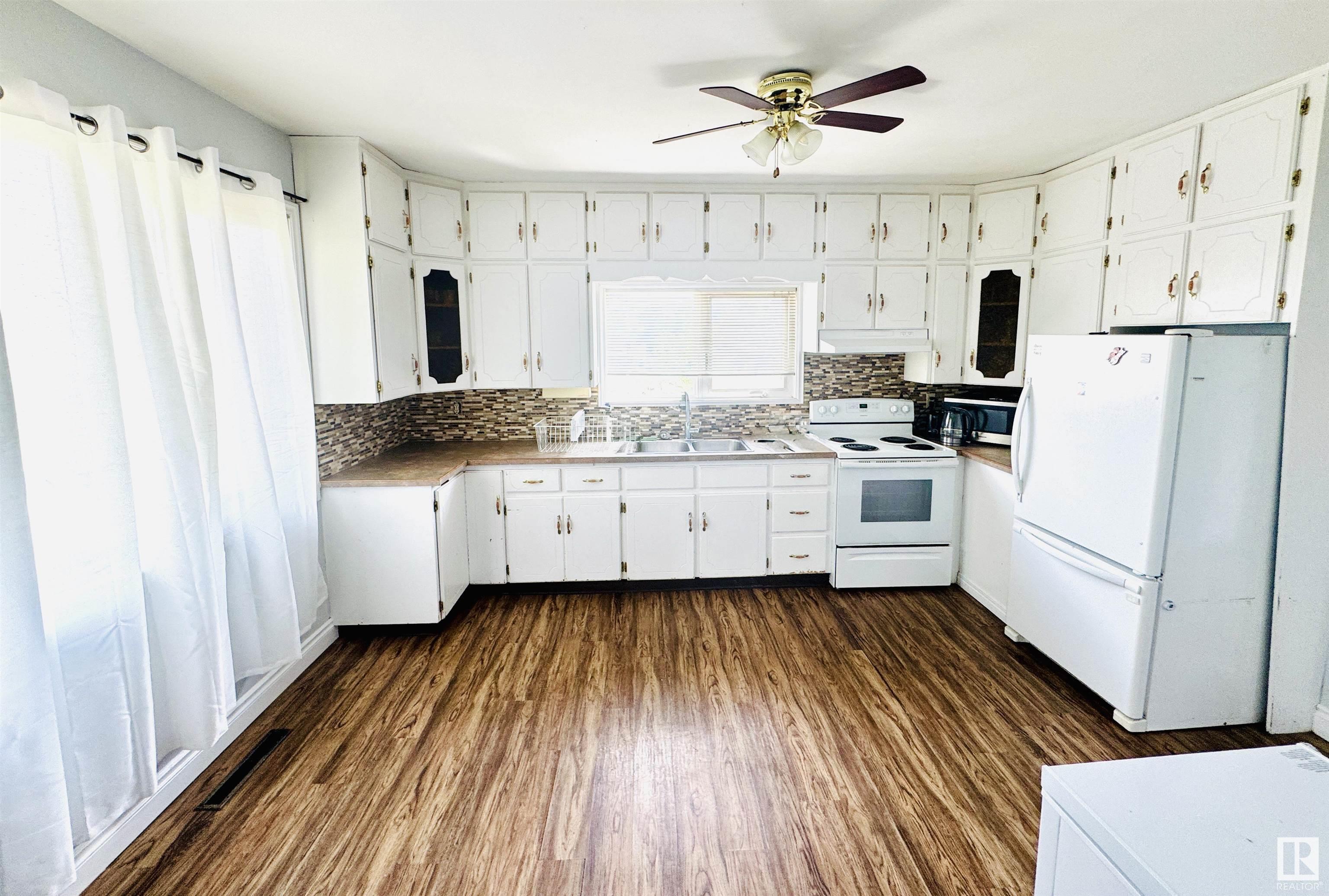 Second View of 5317 51 Avenue, St. Paul Town, St. Paul Town, Alberta, T0A 3A1
