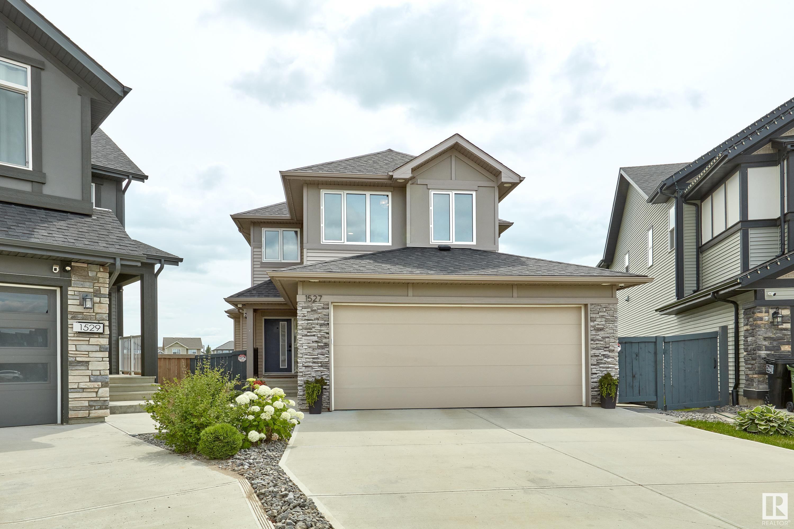 1527 Darby Bay, E4447871, Alberta,
