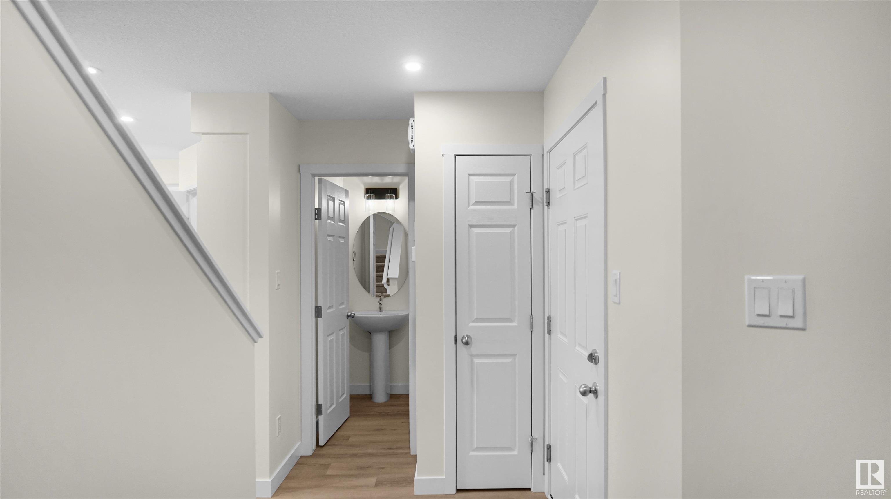 Second View of 8893 Carson Way, Chappelle Area, Edmonton, Alberta, T6W 5H8
