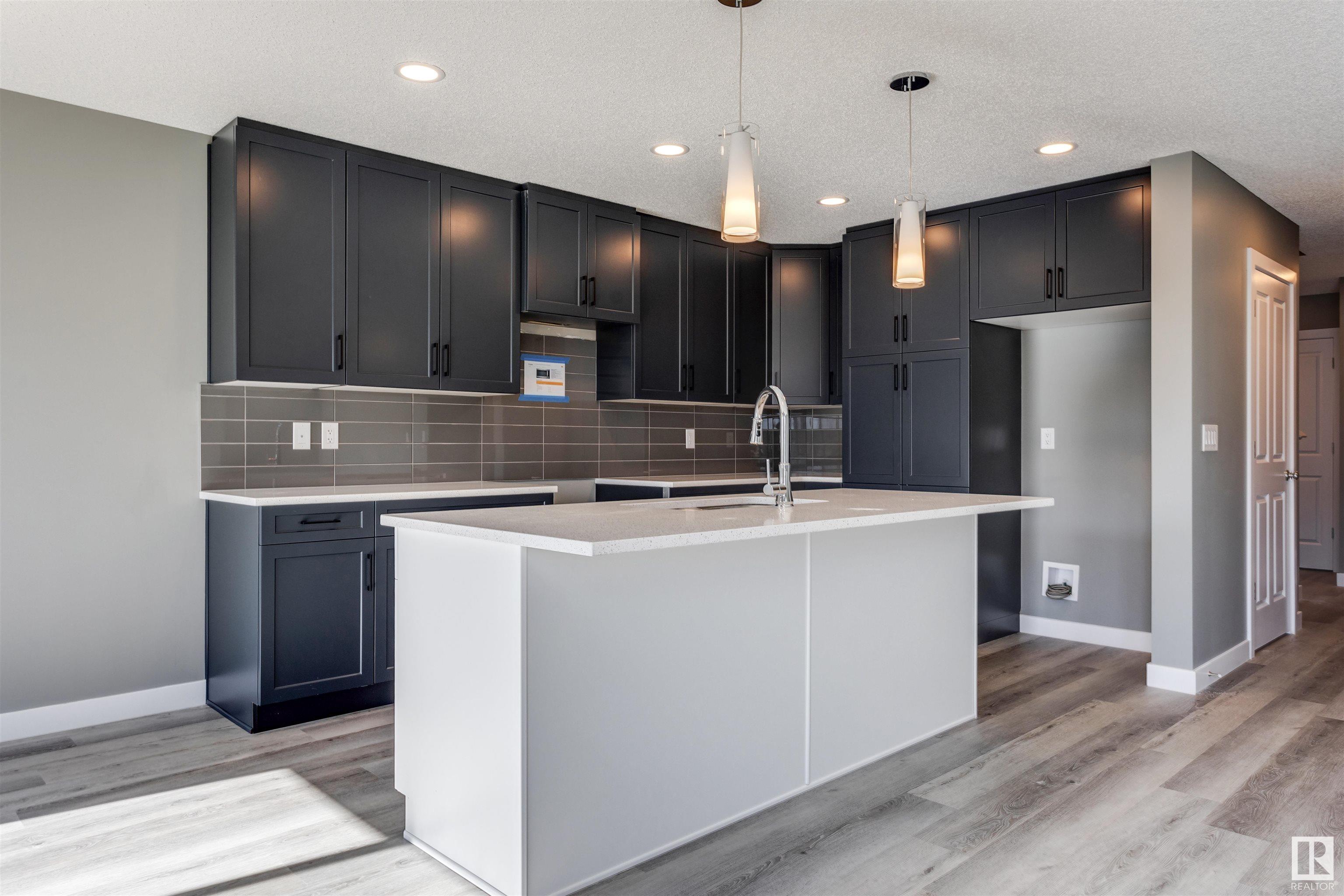 7122 52 Avenue, E4448444, Alberta,