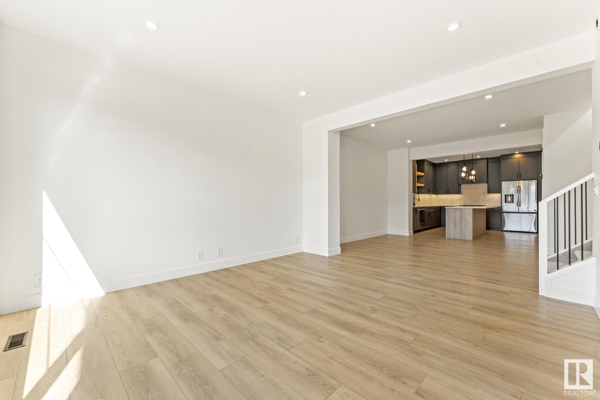 Fifth View of 103 Newbury Ci, Salisbury Village, Sherwood Park, Alberta, T8B 0E8