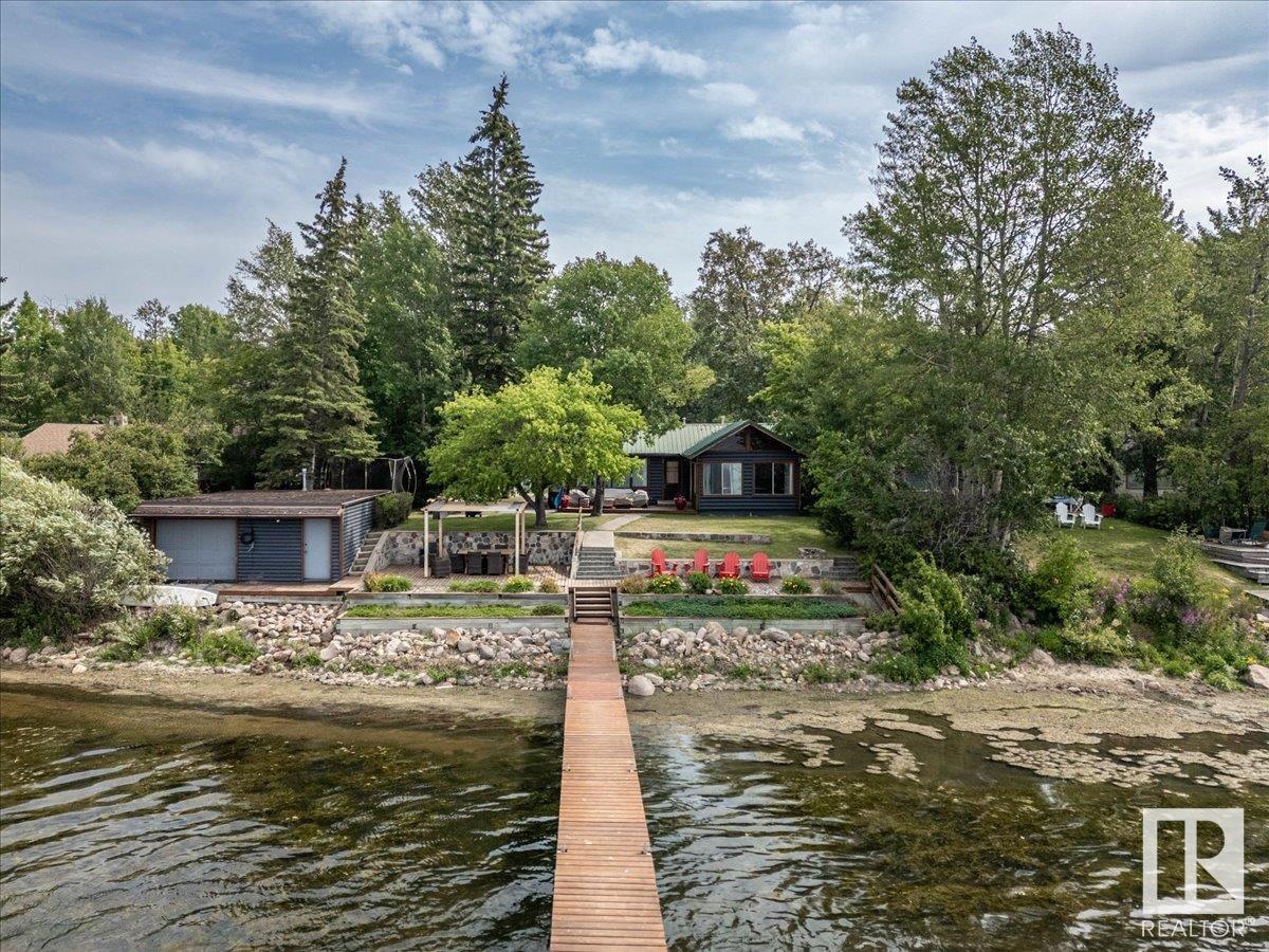 61 Beach Ave, E4448644, Alberta,