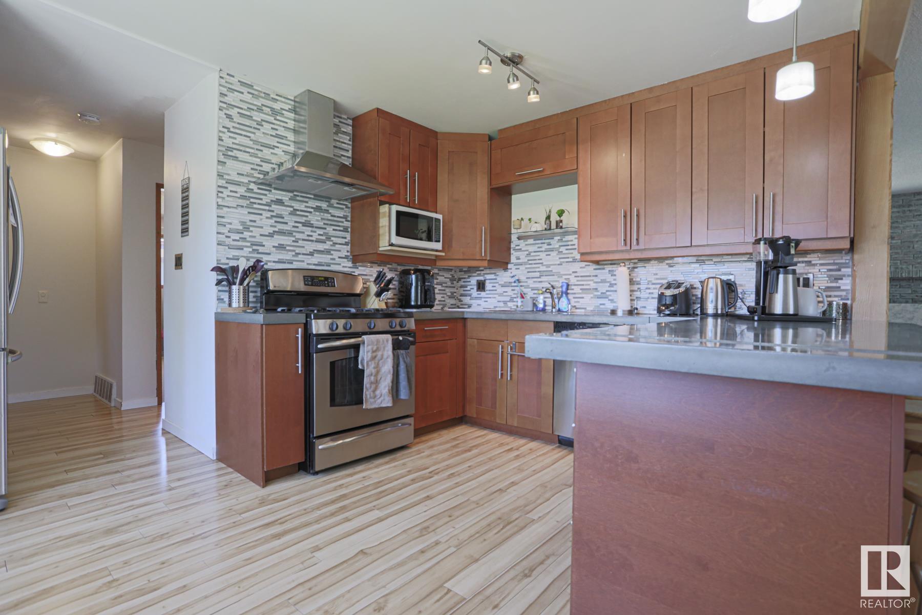 3520 105B Street NW, E4448678, Alberta,