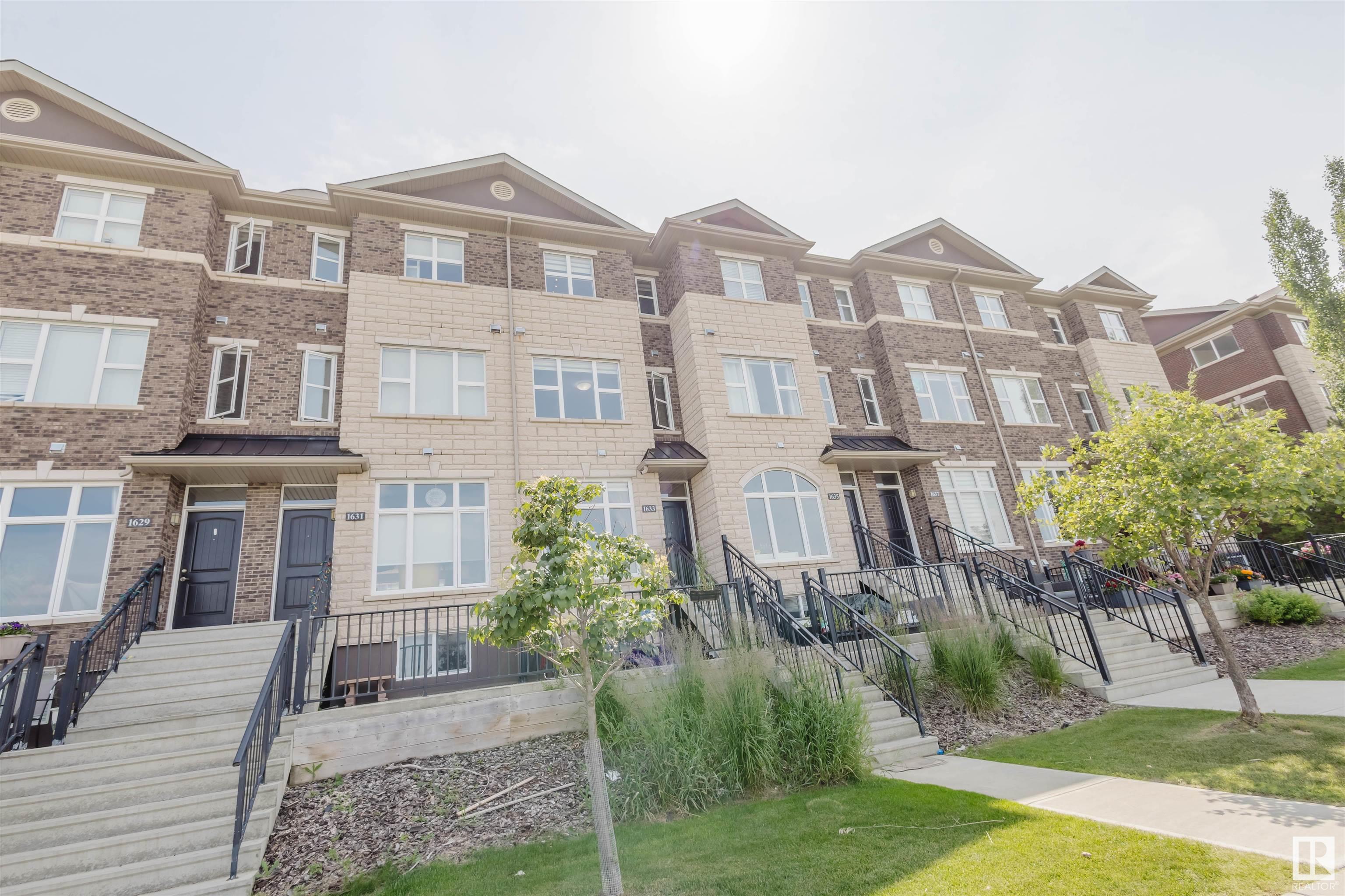 Second View of 1633 CUNNINGHAM Way, Callaghan, Edmonton, Alberta, T6W 0V8