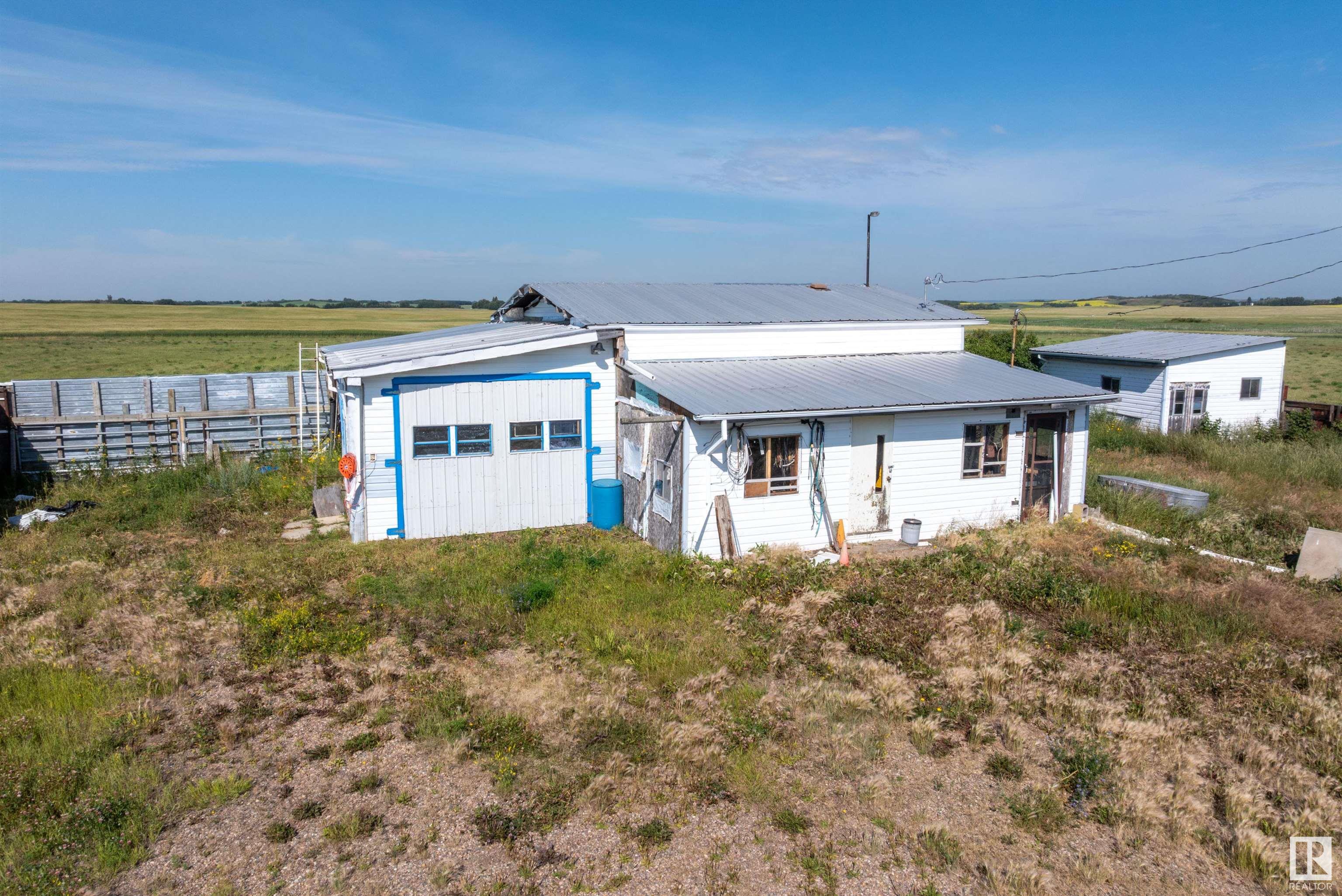 Second View of 534072 Range Road 85, None, Rural Two Hills County, Alberta, T0B 3K0