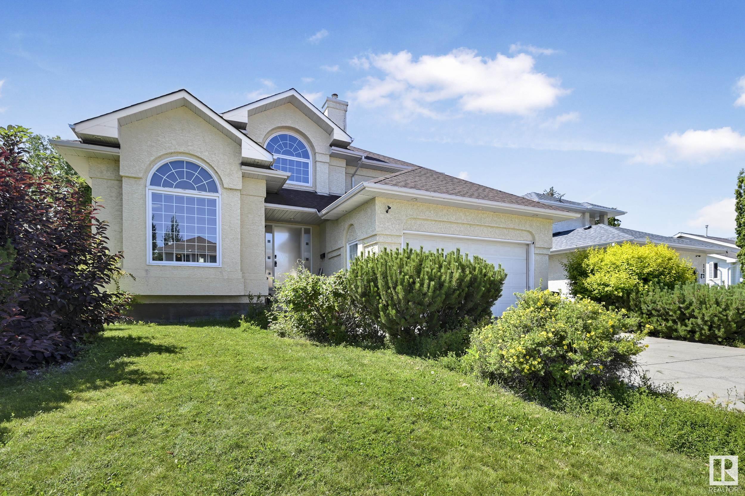 108 PHILLIPS ROW Row, E4448889, Alberta,