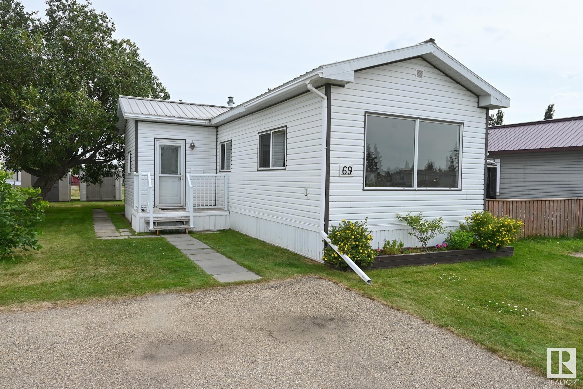 4819 51, E4449073, Alberta,