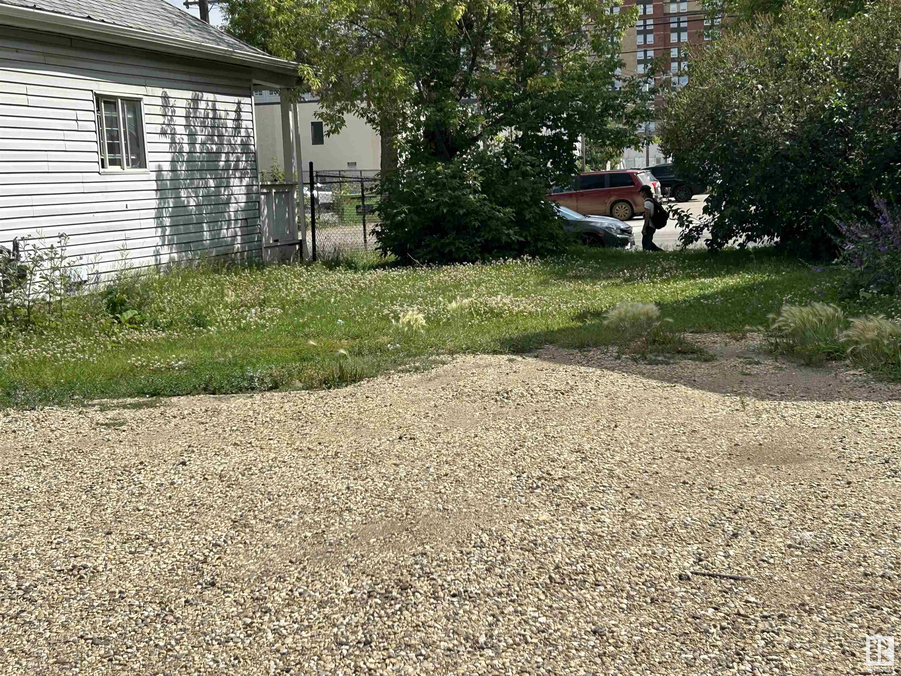 Fourth View of 11022 106 Avenue, Queen Mary Park, Edmonton, Alberta, T5H 0R3