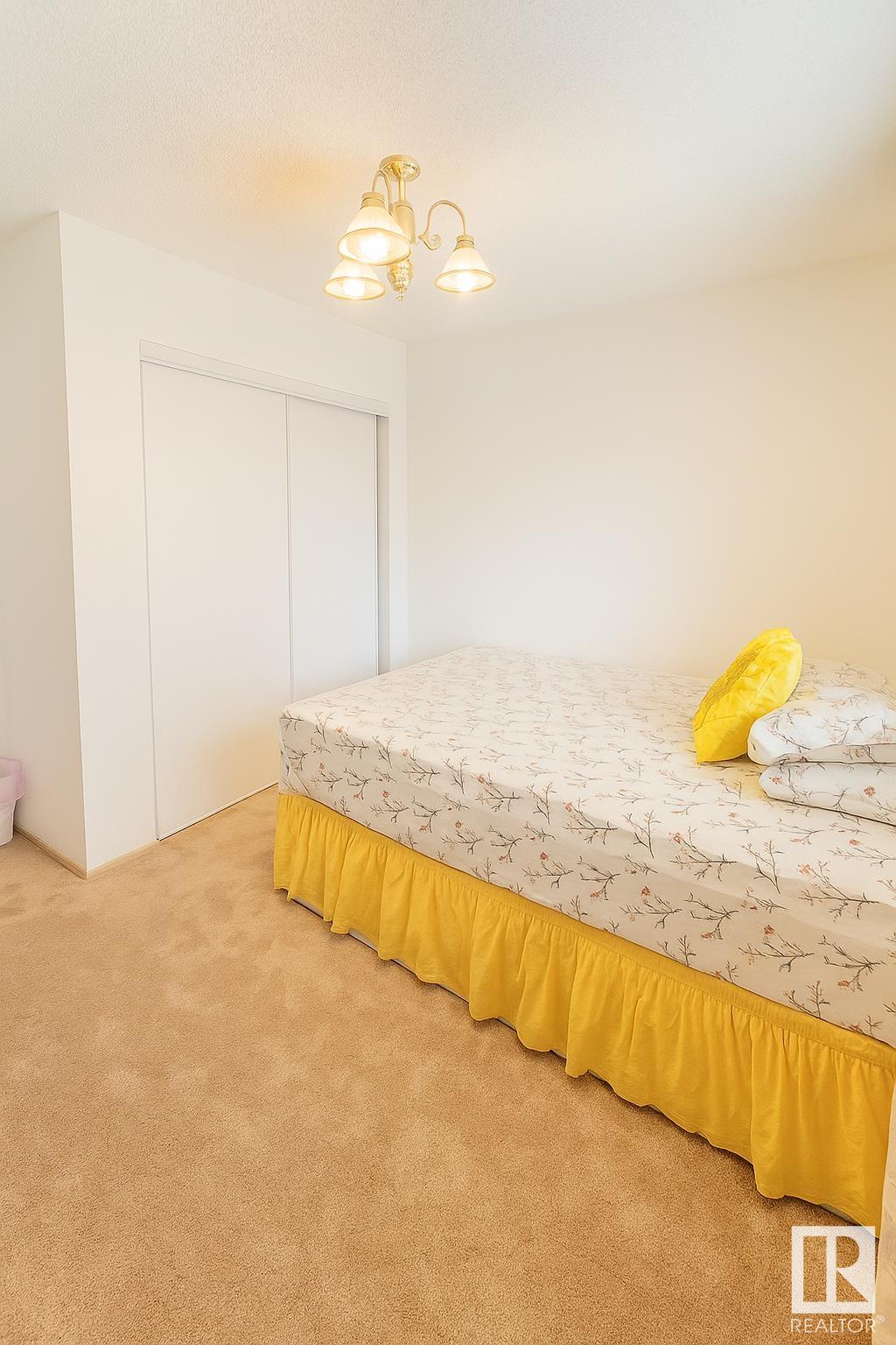 Fourth View of 204 4220 139 Avenue, Clareview Town Centre, Edmonton, Alberta, T5Y 2Y2