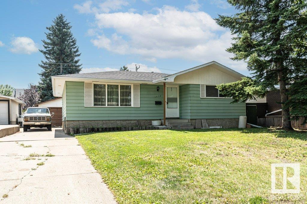 1036 MOYER Drive, E4449625, Alberta,