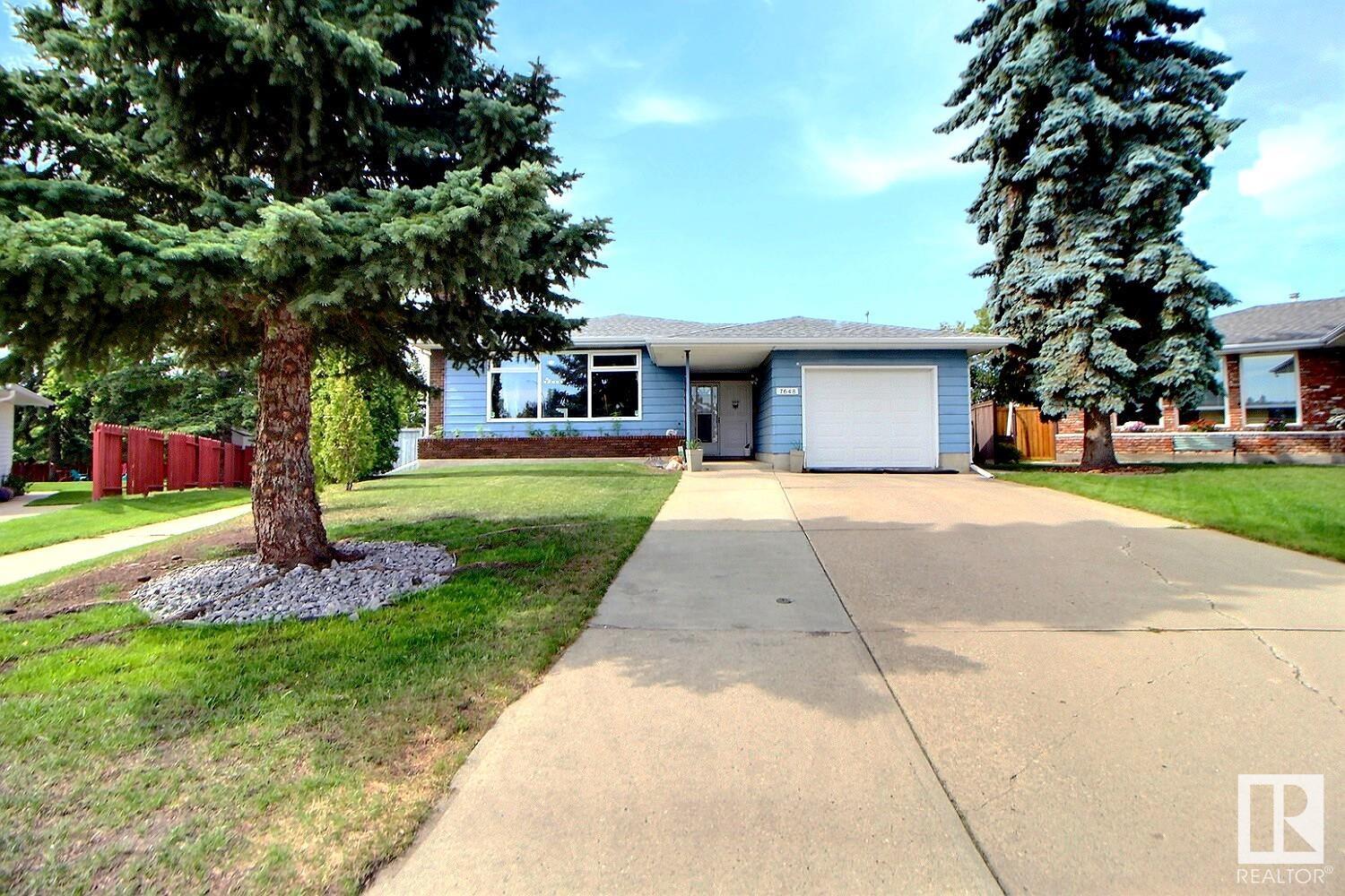 7648 42 Avenue, E4449630, Alberta,