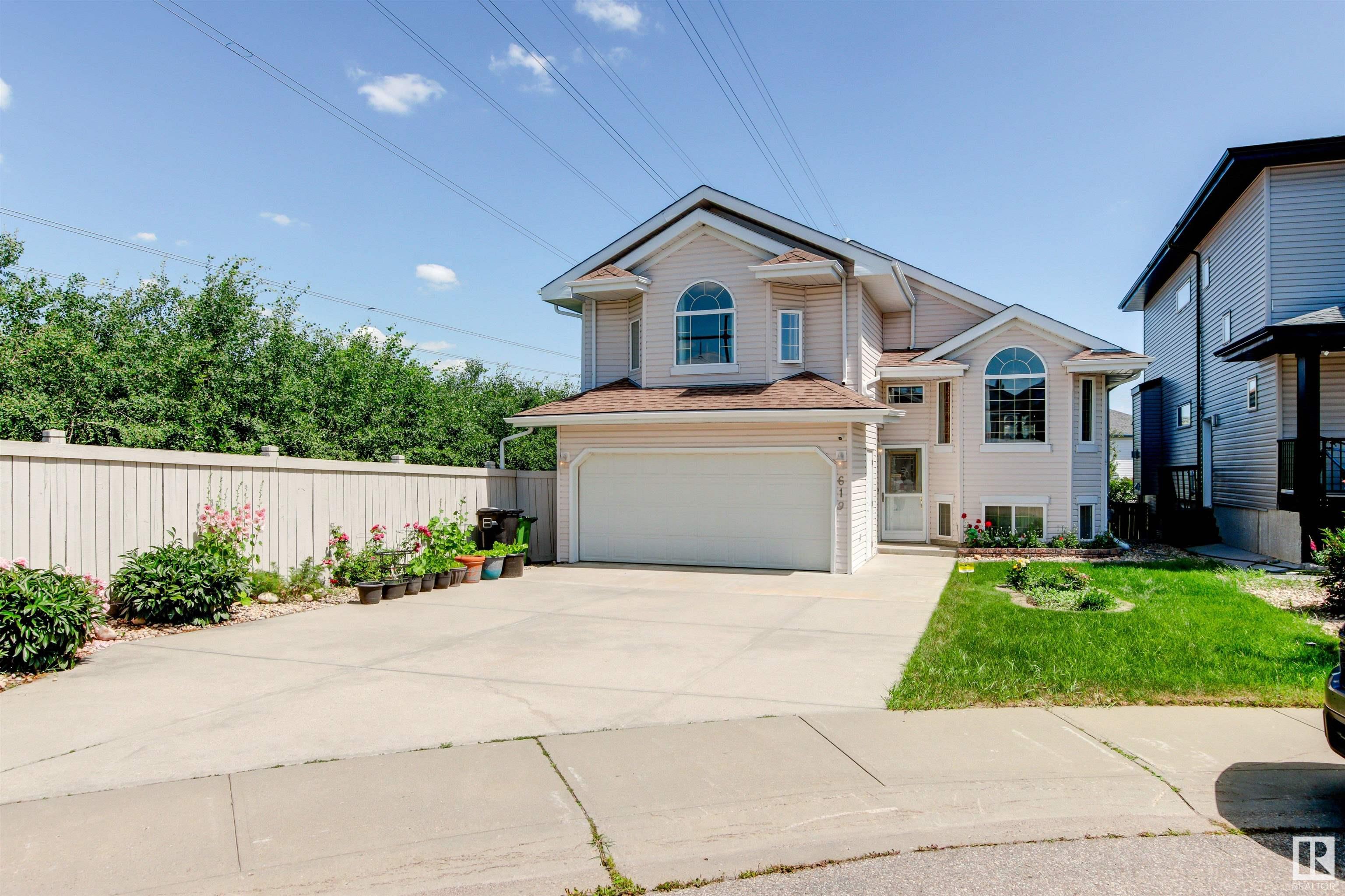 619 LAYTON Court, E4449679, Alberta,