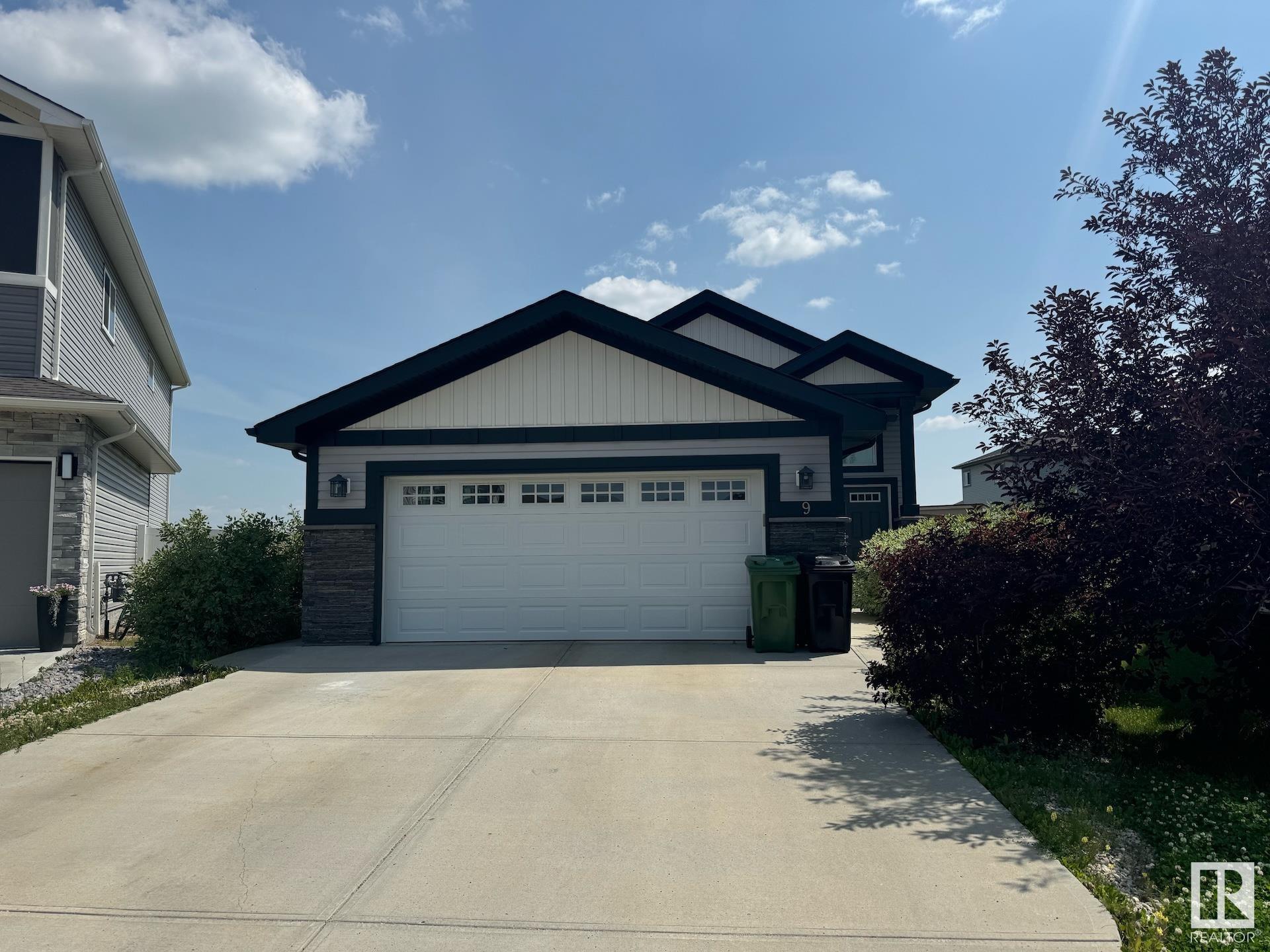 UPPER 9 SOLANO Crest, E4449727, Alberta,
