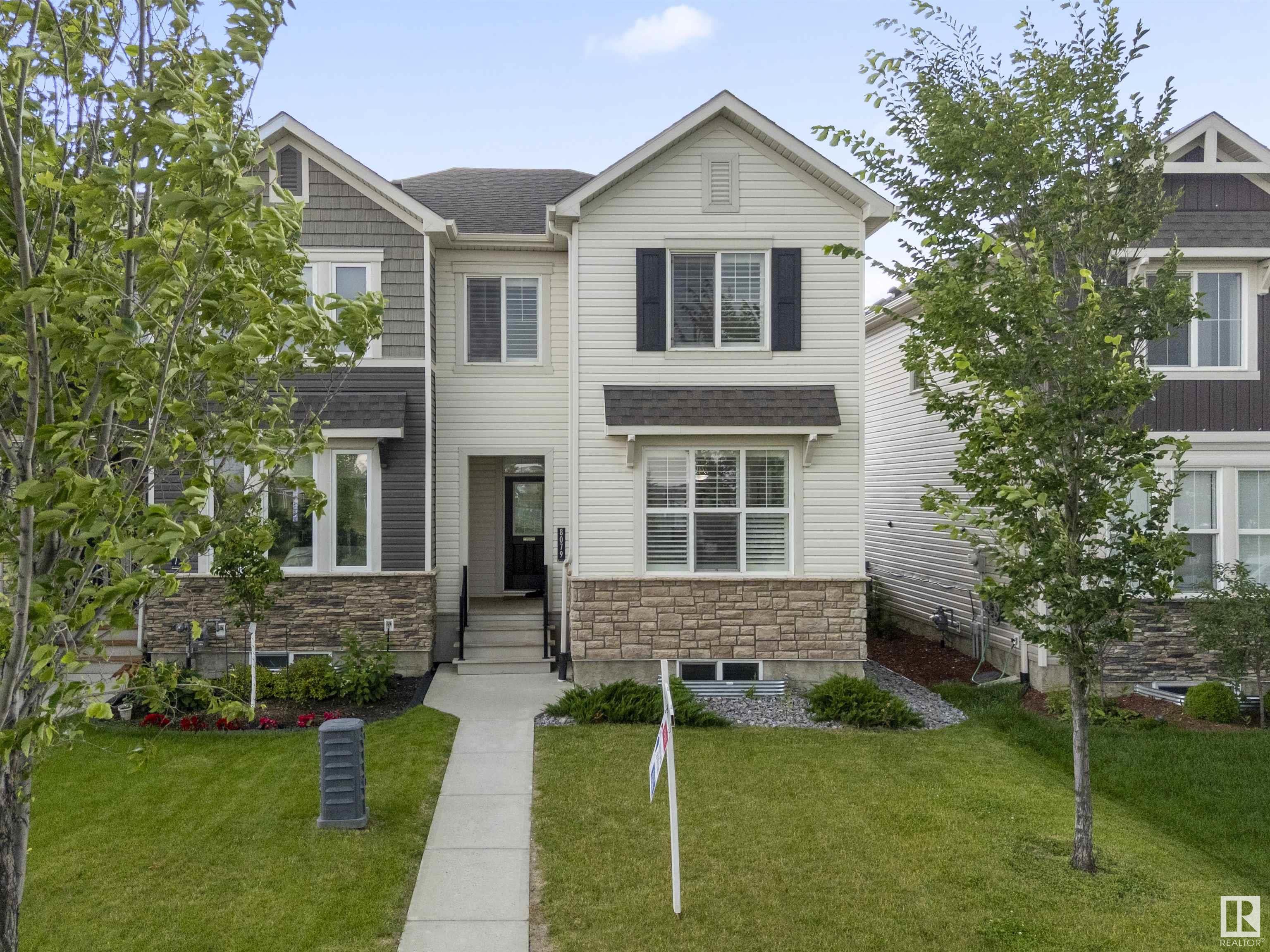 8079 CHAPPELLE Way, E4449744, Alberta,