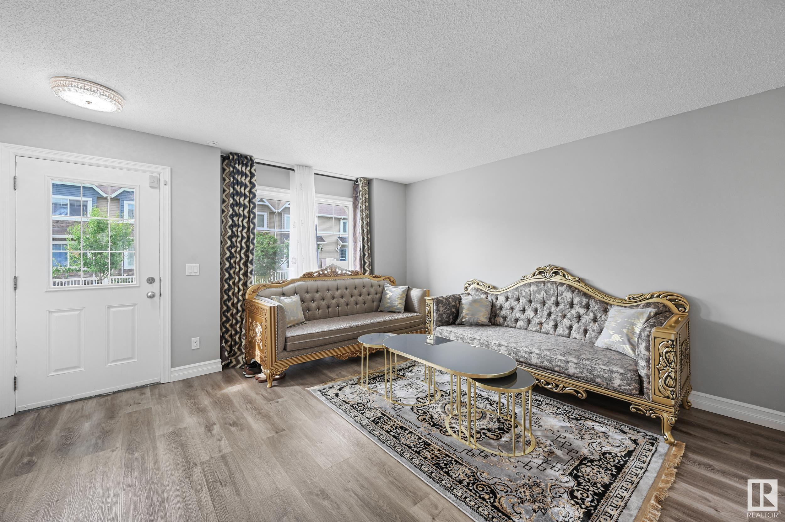Third View of 52 14621 121 Street, Caernarvon, Edmonton, Alberta, T5X 0H2