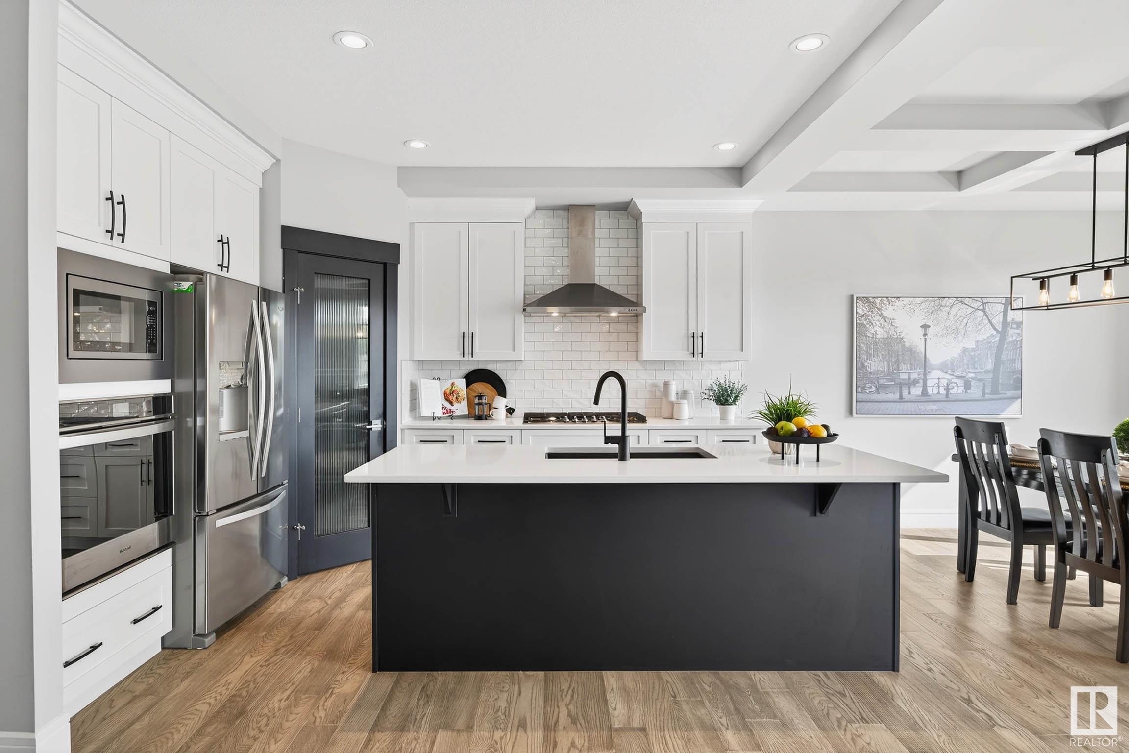 237 HAWKS RIDGE Boulevard, E4450267, Alberta,
