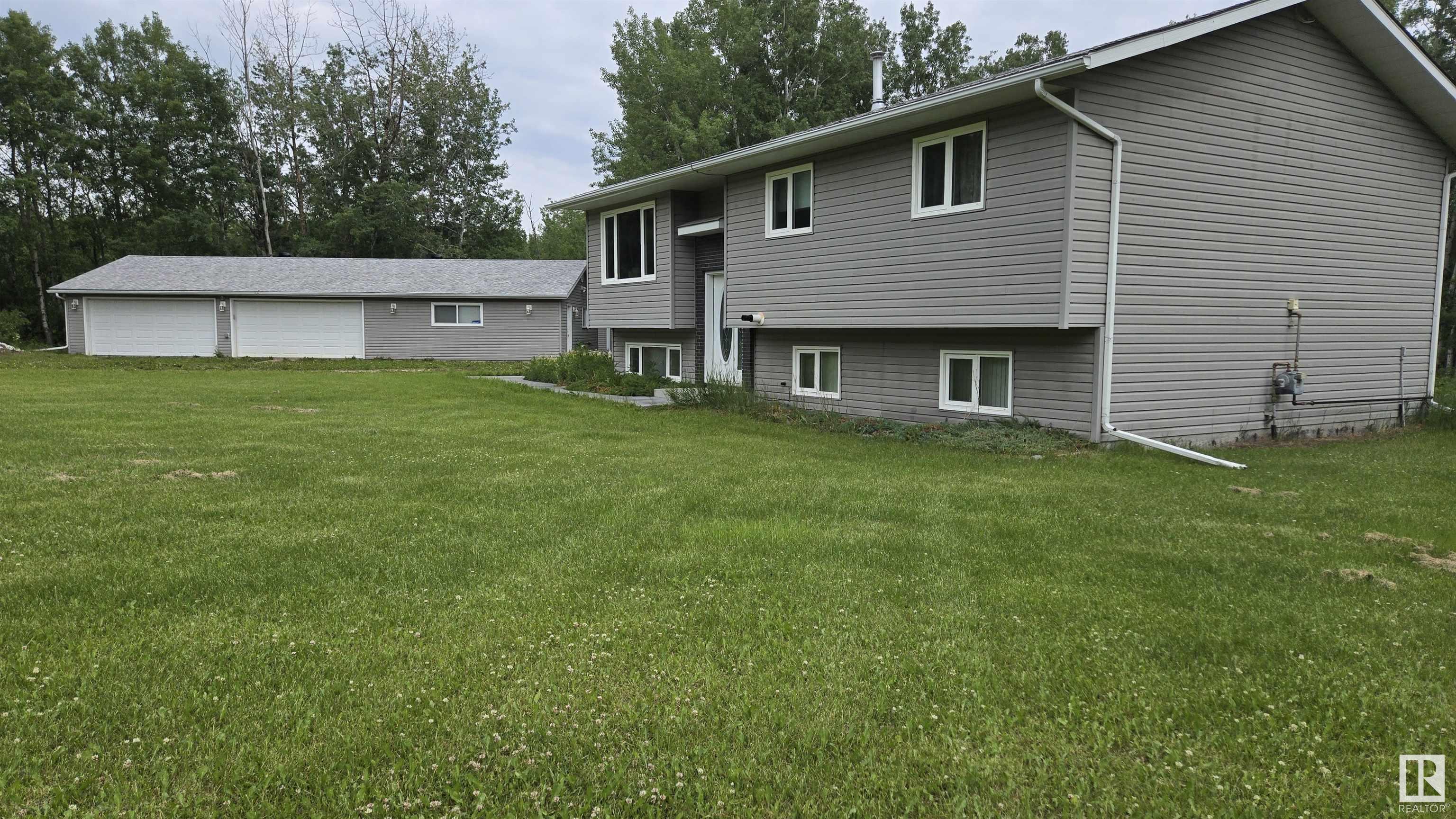 Second View of #13-52306 RGE ROAD 212, Antler Meadows, Rural Strathcona County, Alberta, T8G 1C1