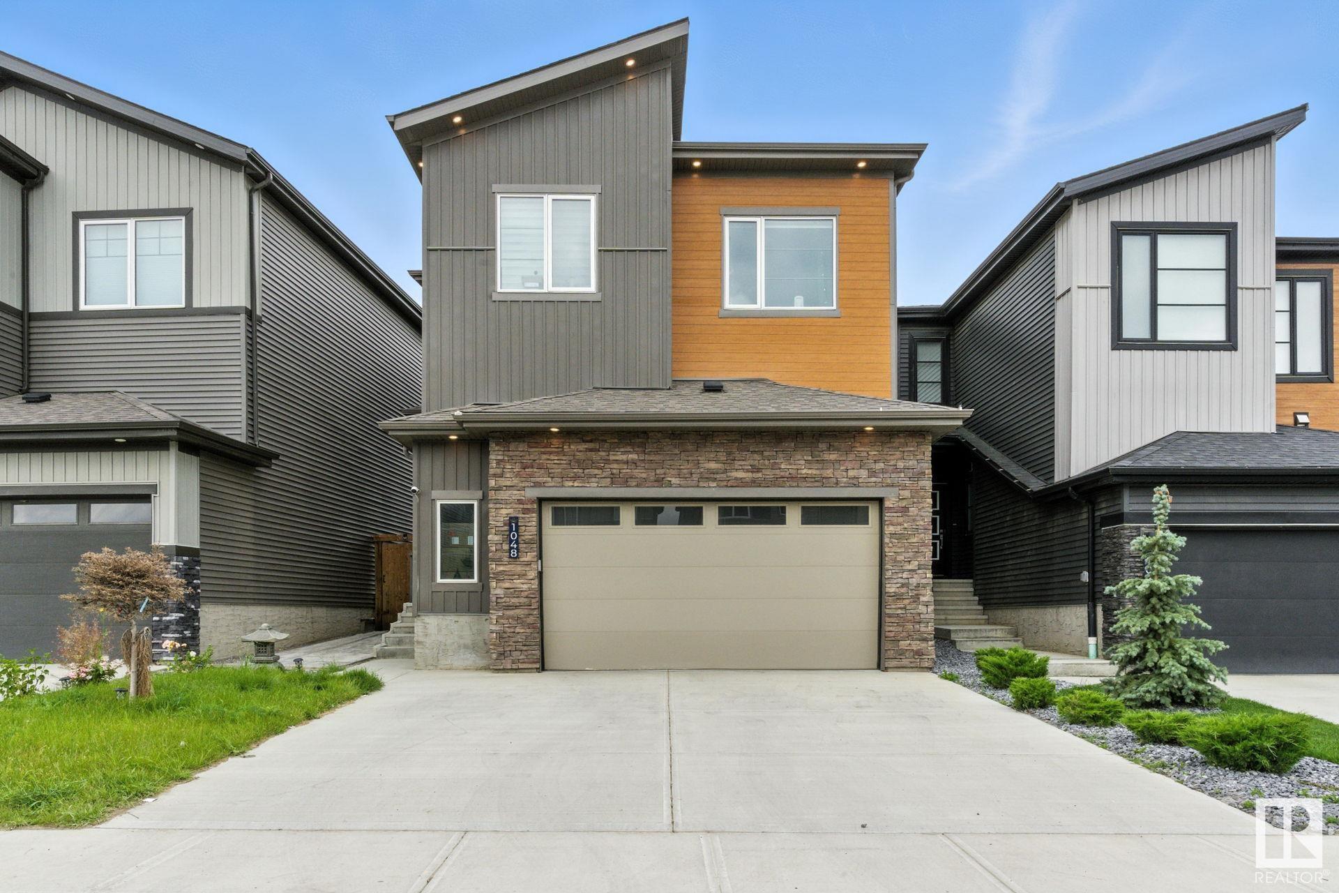 1048 GOLDFINCH Way, E4450313, Alberta,