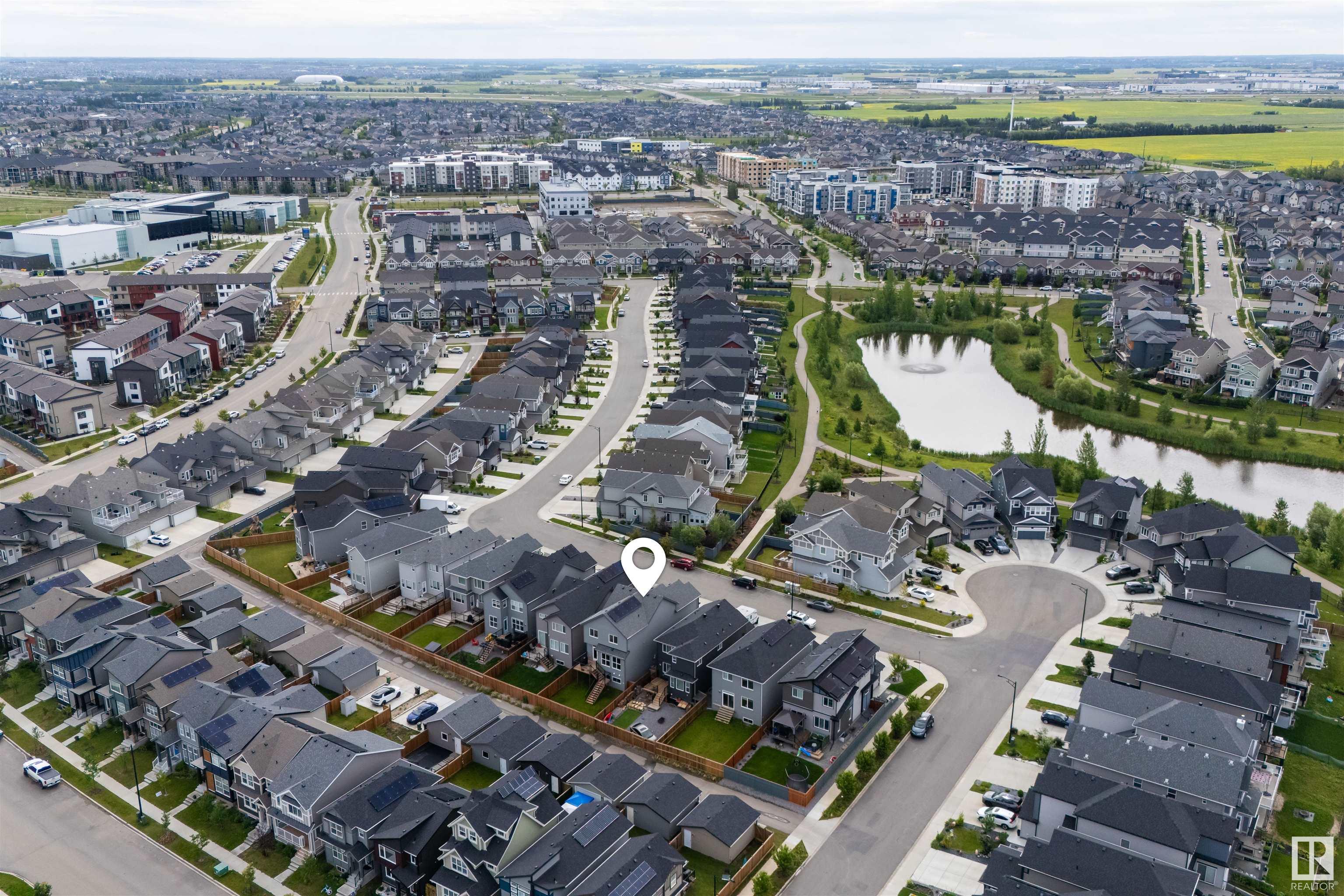 Second View of 1462 DARBY GREEN Green, Desrochers Area, Edmonton, Alberta, T6E 2E7