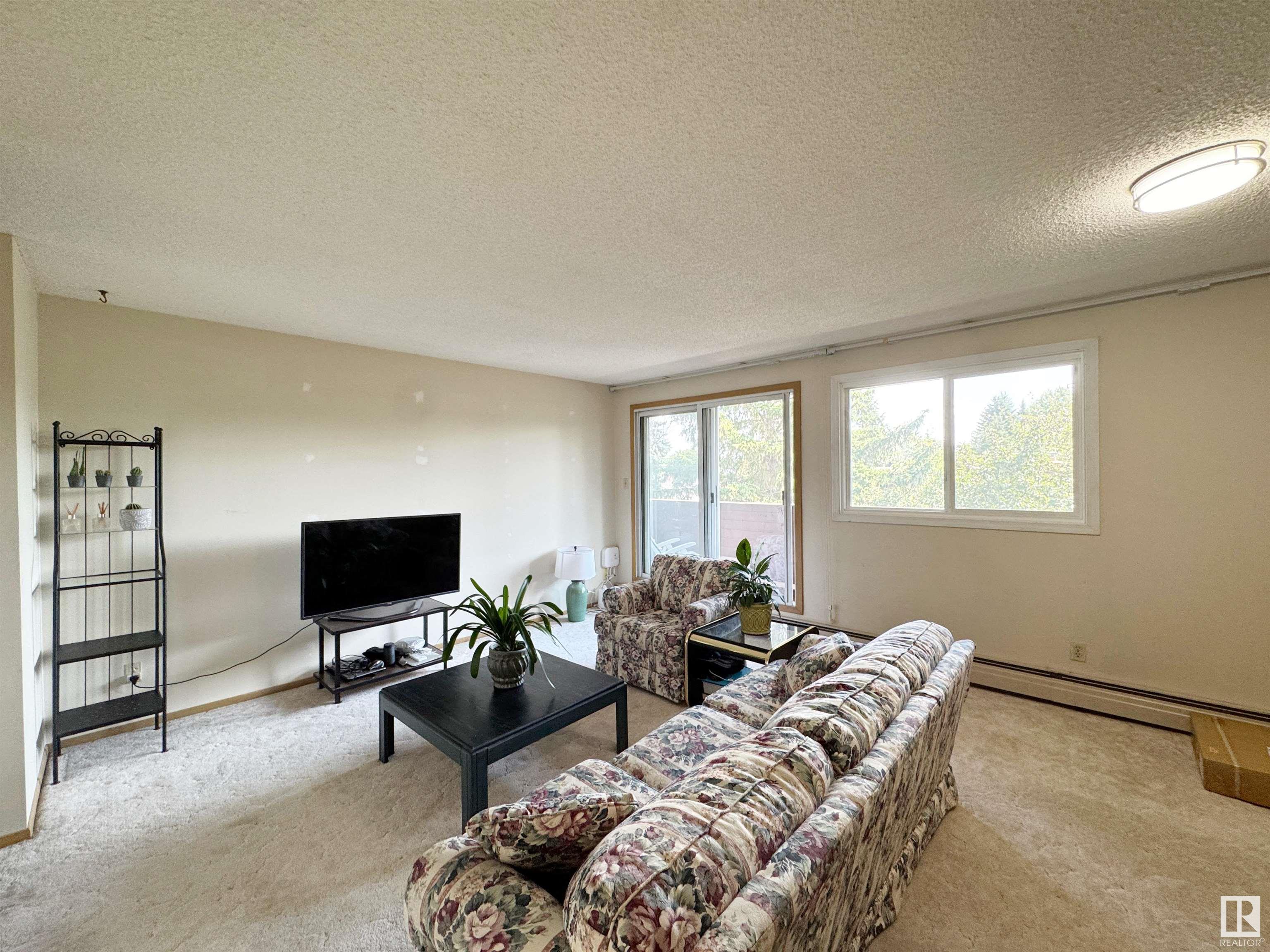 Third View of 312 2315 119 Street, Blue Quill, Edmonton, Alberta, T6J 4E2