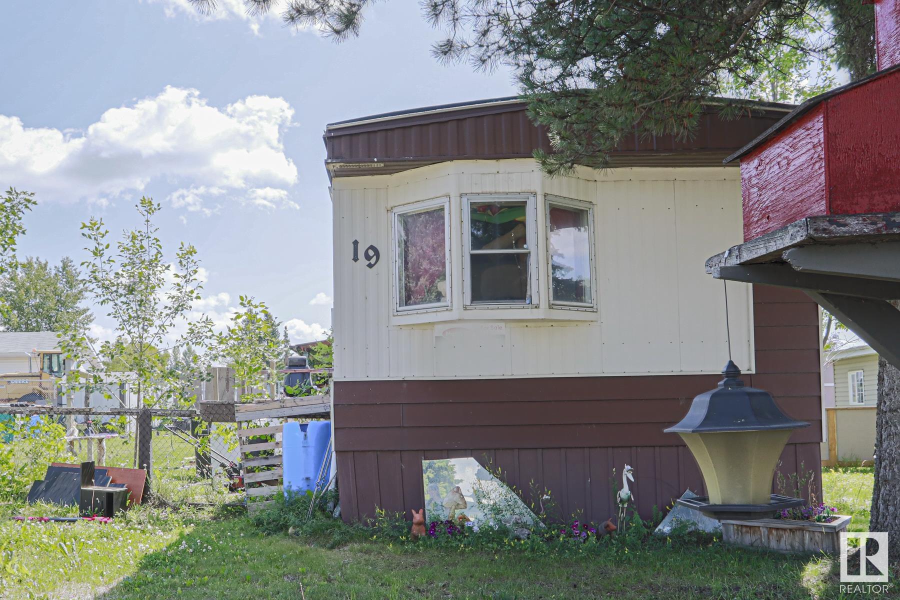 19 Ridgeway DR, E4450329, Alberta,