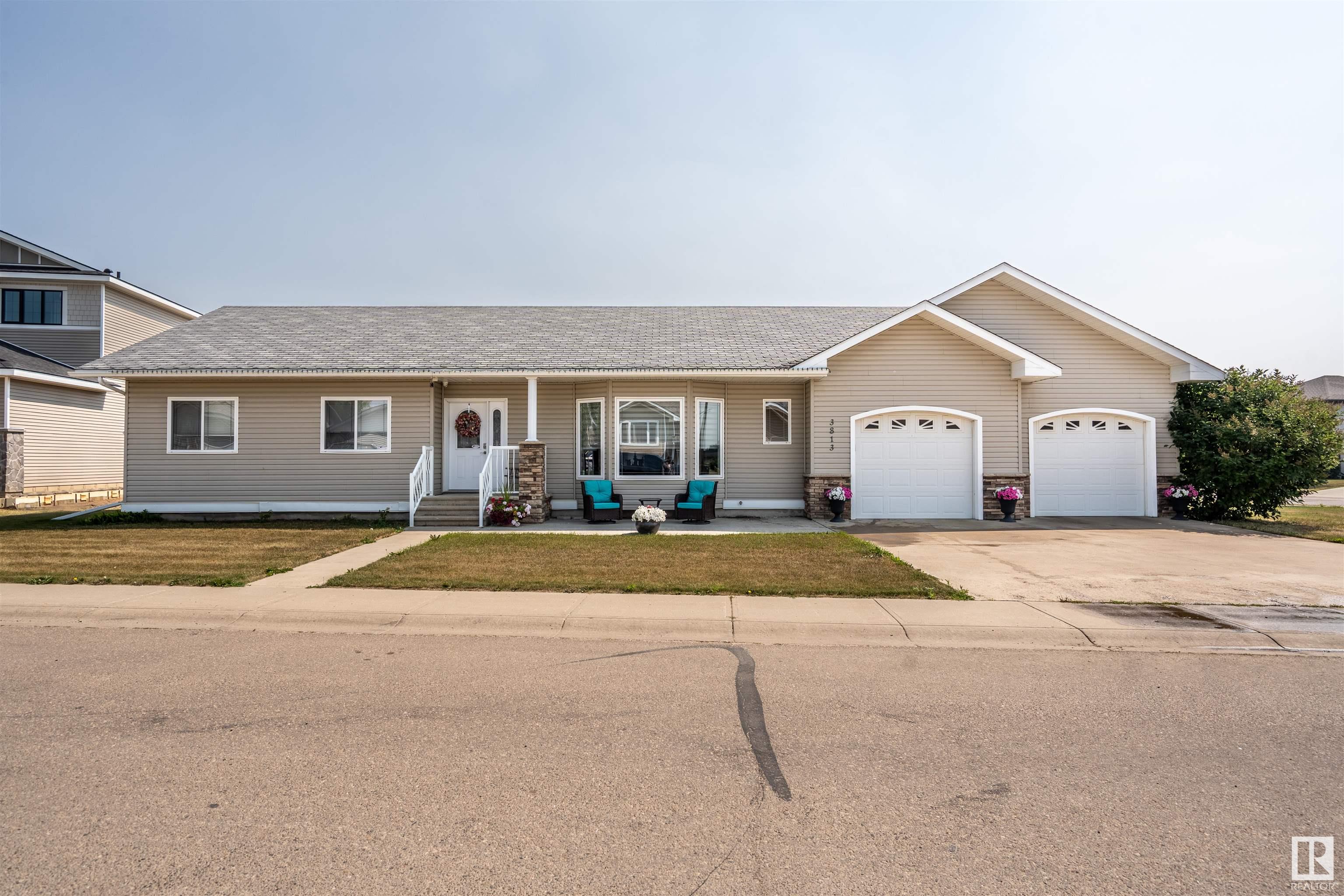 3813 45 avenue, E4450339, Alberta,
