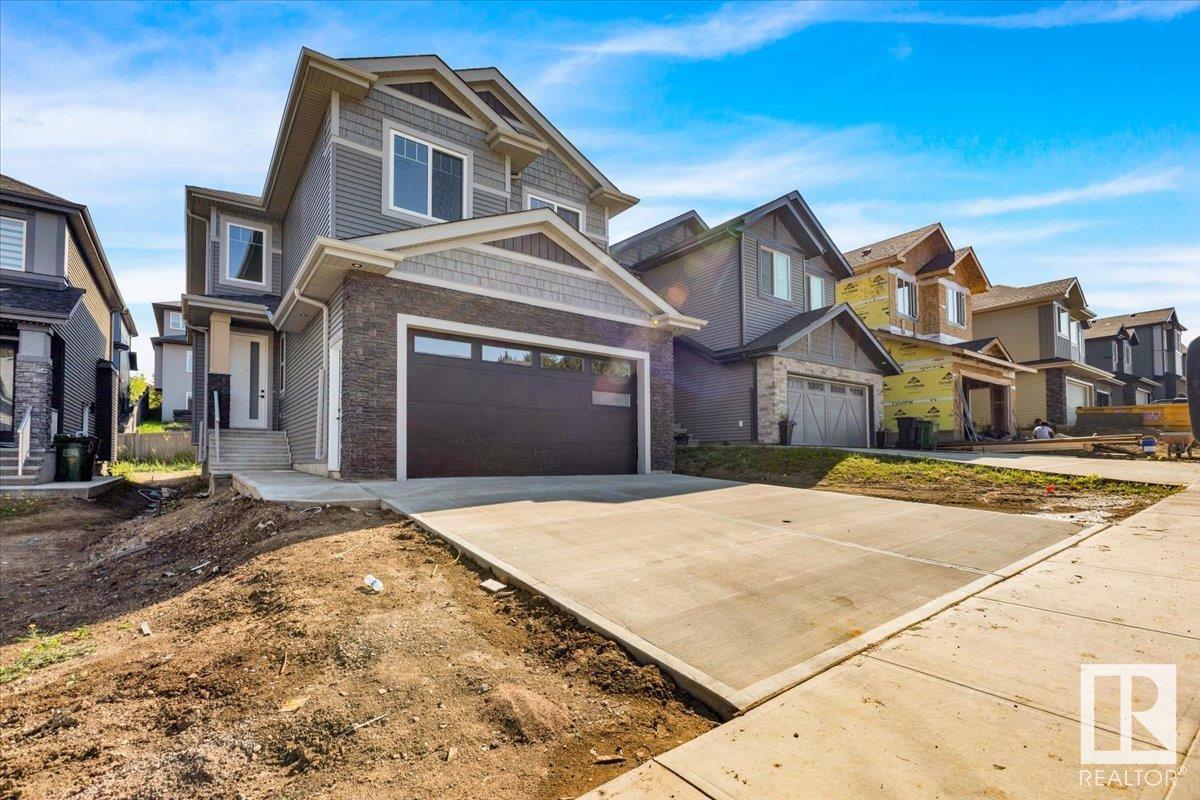 1154 GYRFALCON Crescent, E4450364, Alberta,