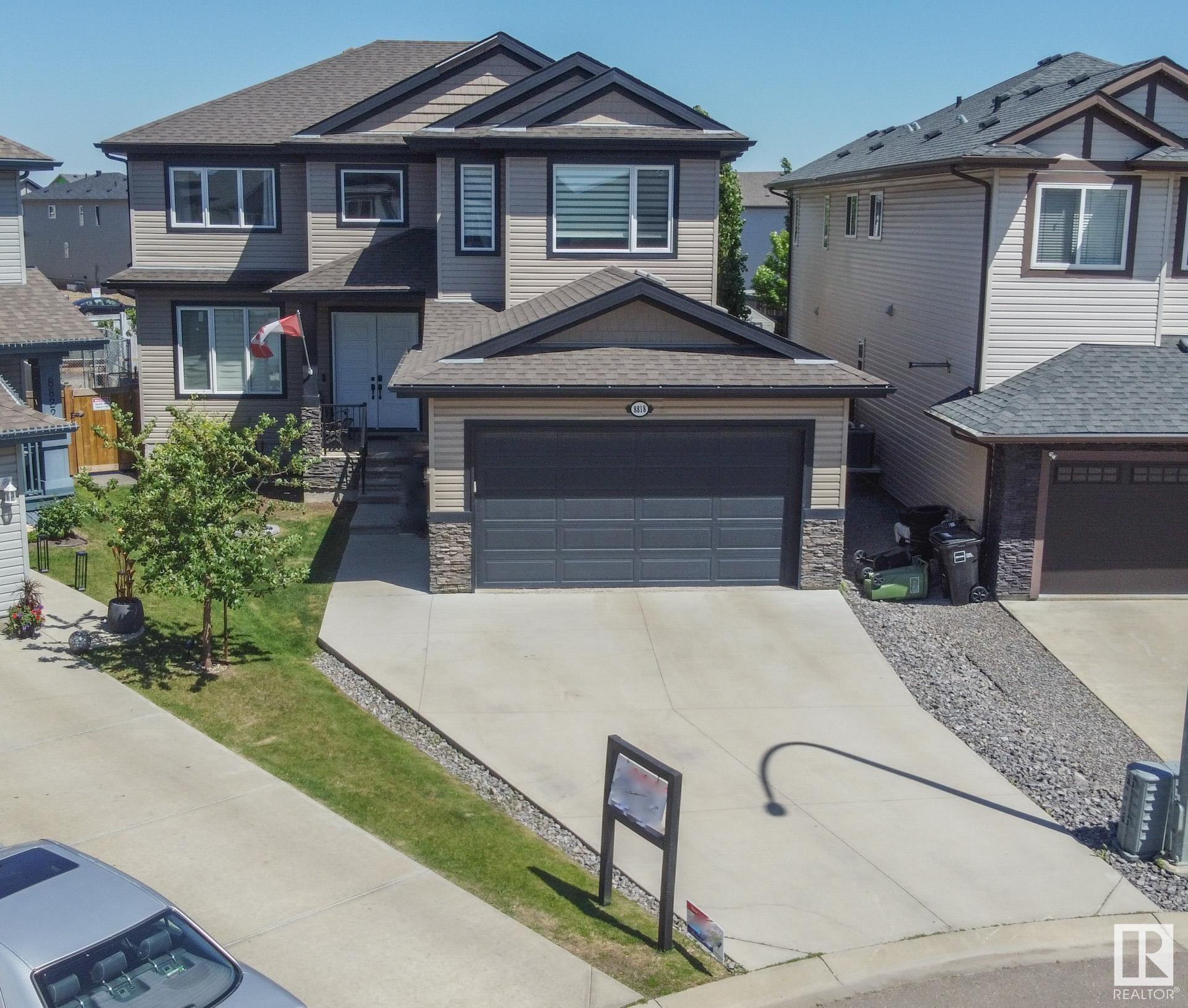 8818 180A Avenue, E4450515, Alberta,