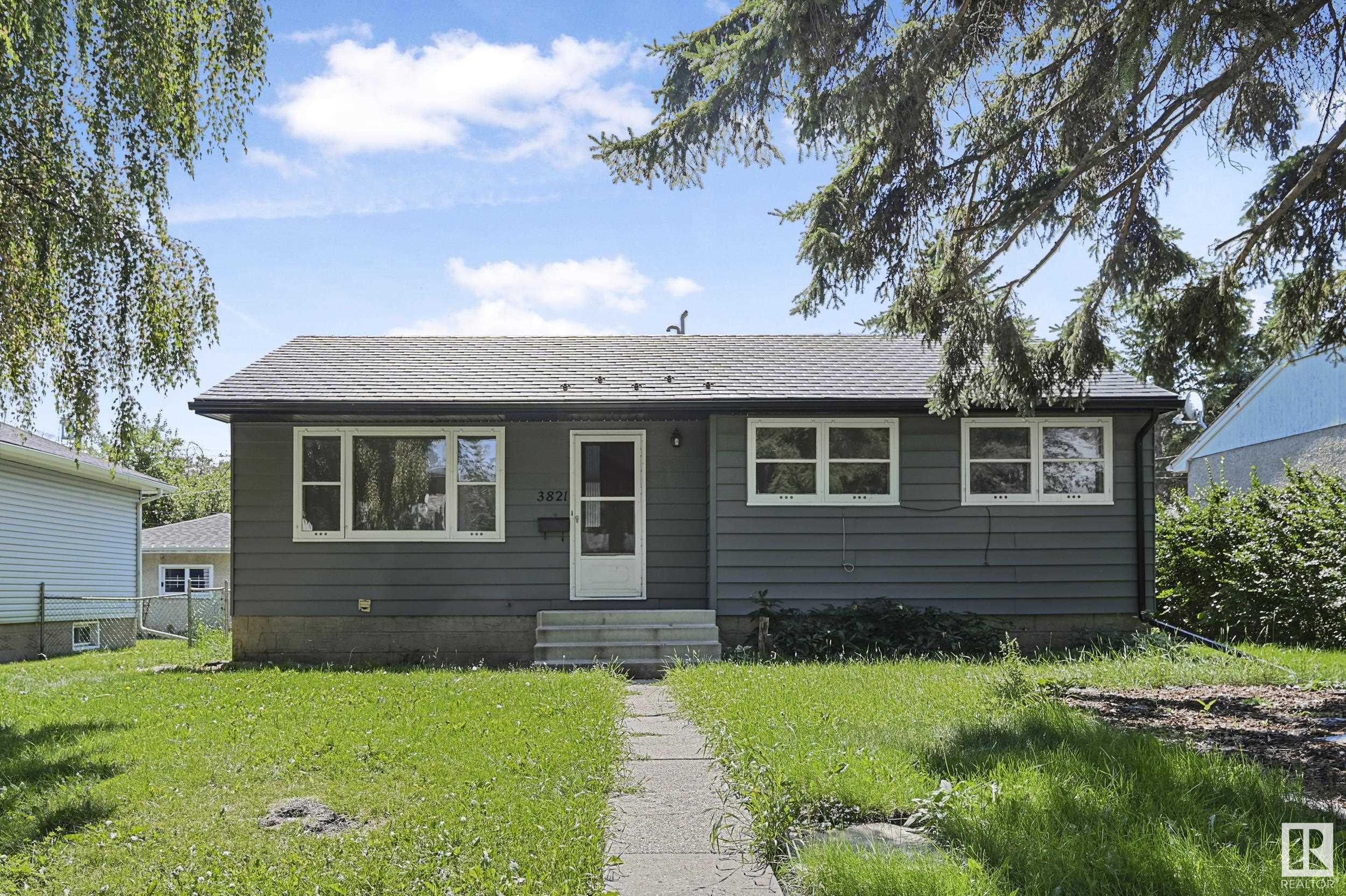 3821 113 Avenue, E4450544, Alberta,