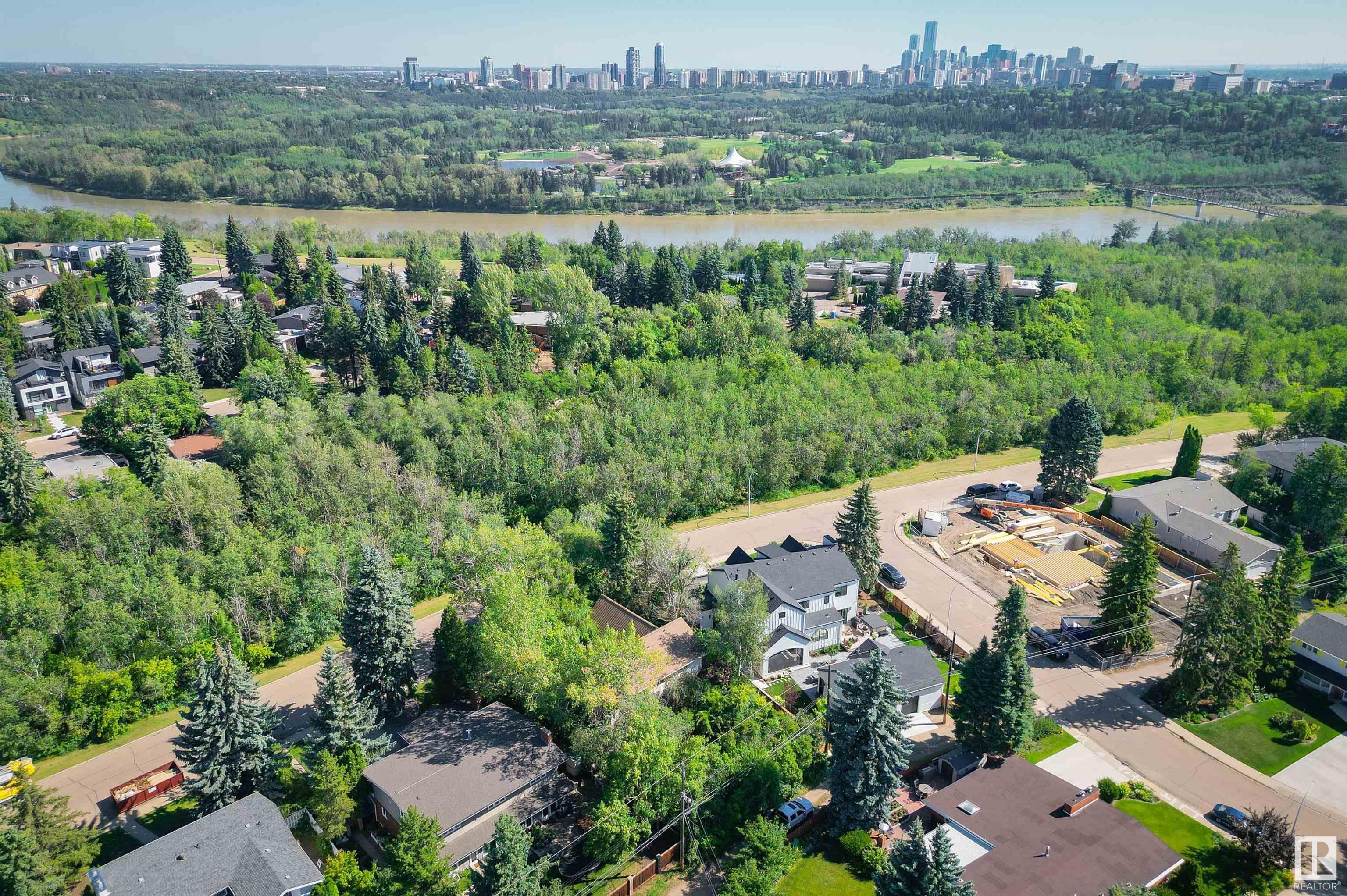 50 VALLEYVIEW Crescent, E4450629, Alberta,