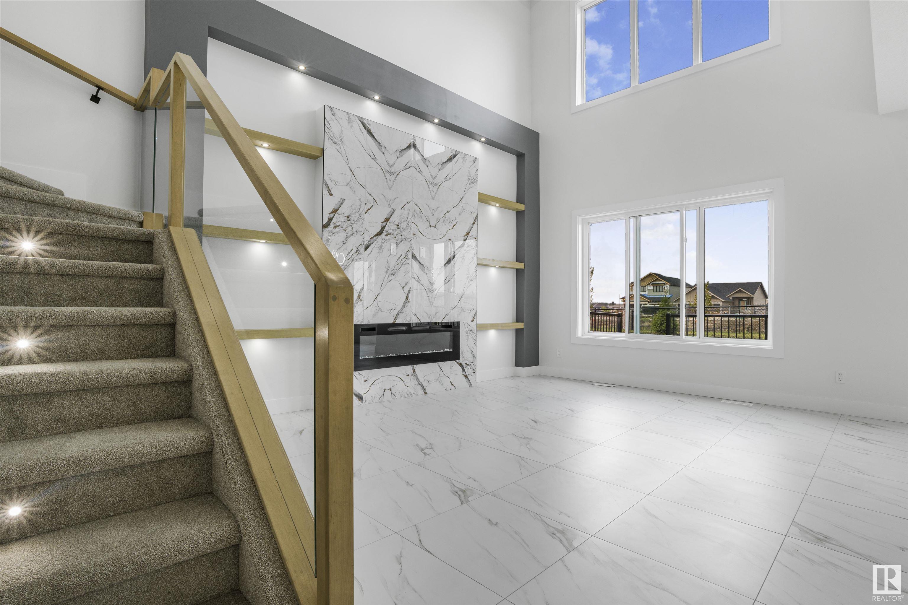 4004 40 Street, E4450664, Alberta,
