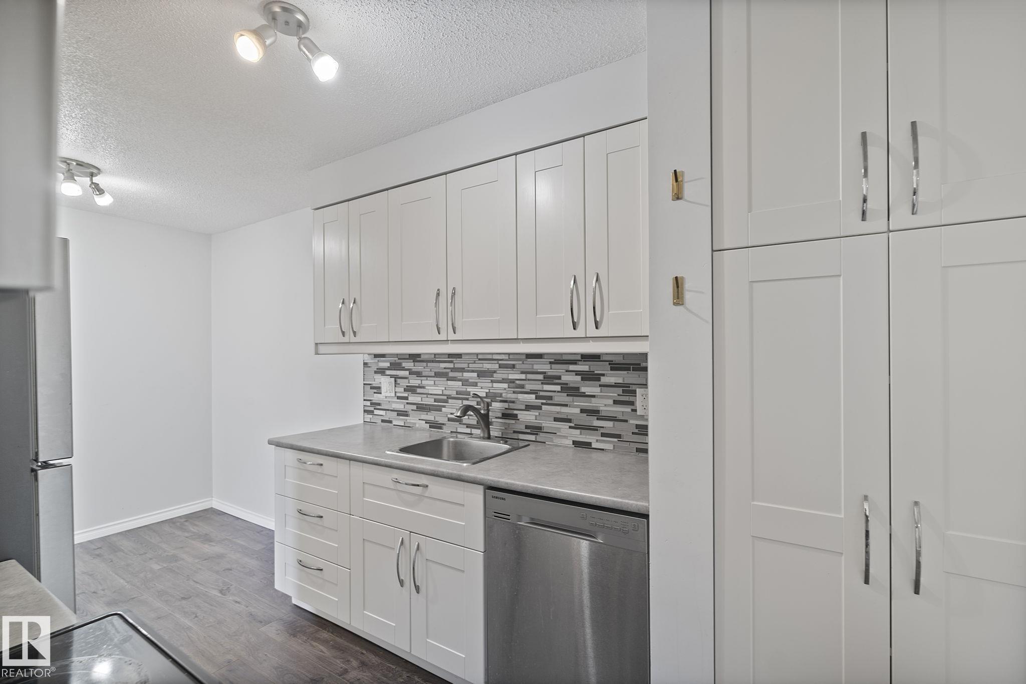 16 14215 82 Street, E4450741, Alberta,