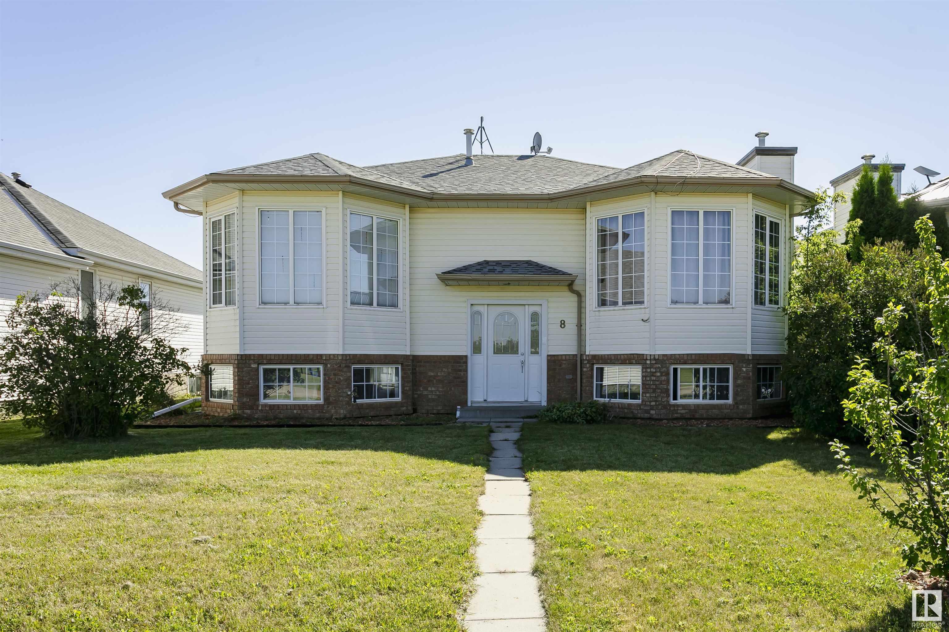 8 LAFOND Drive, E4450804, Alberta,