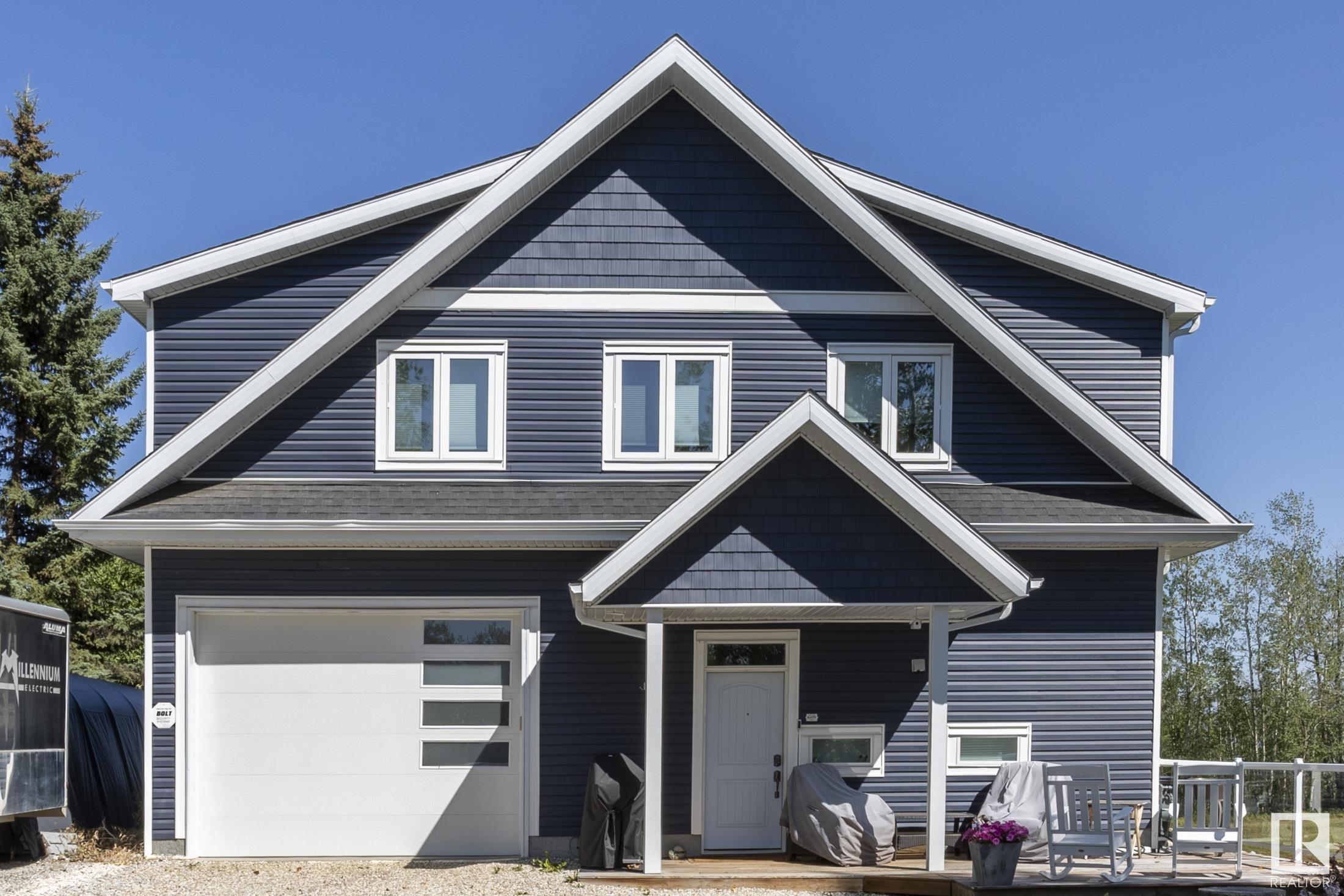 14 KOS Street, E4450842, Alberta,