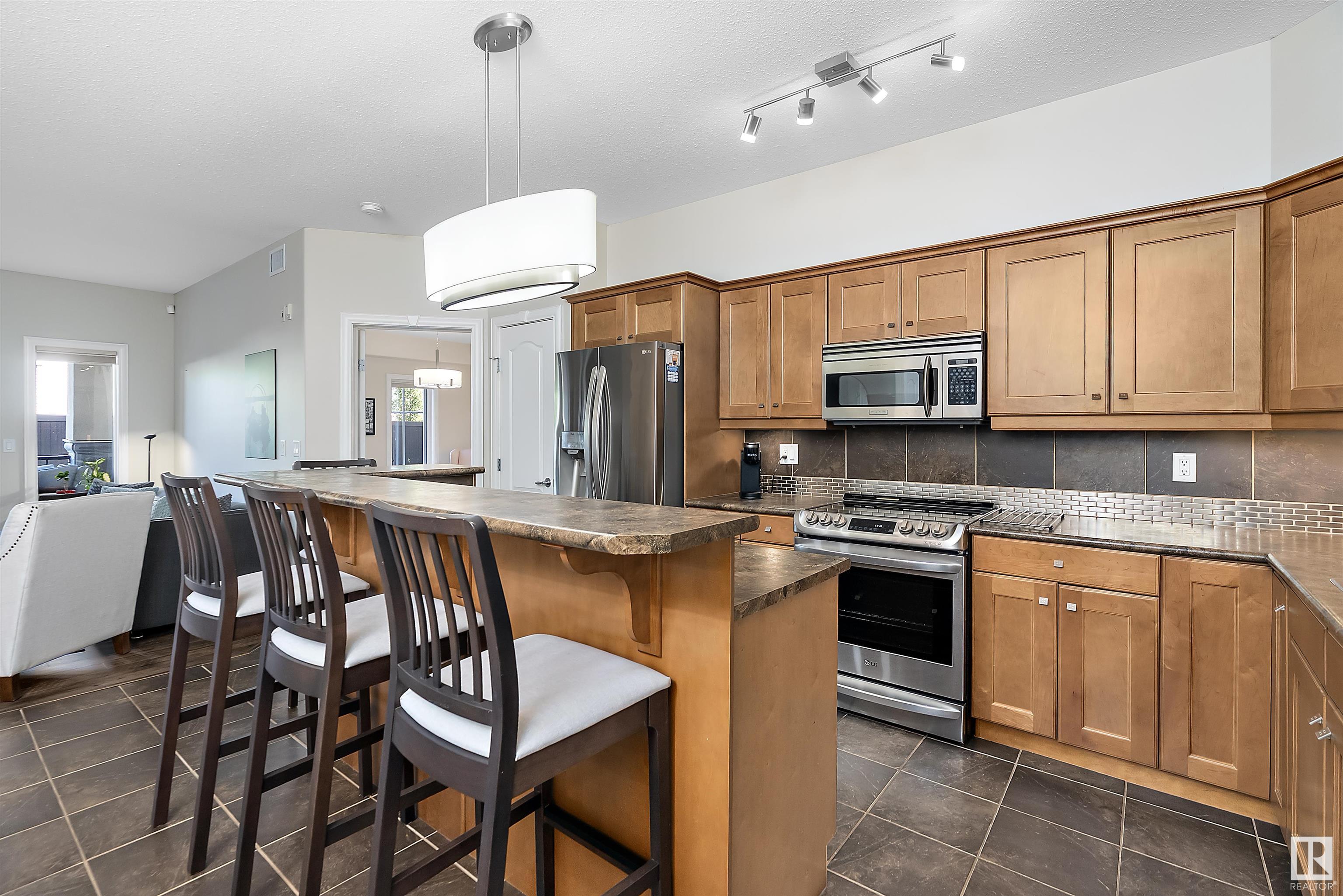 Fifth View of 134 1406 HODGSON Way, Hodgson, Edmonton, Alberta, T6R 3K1
