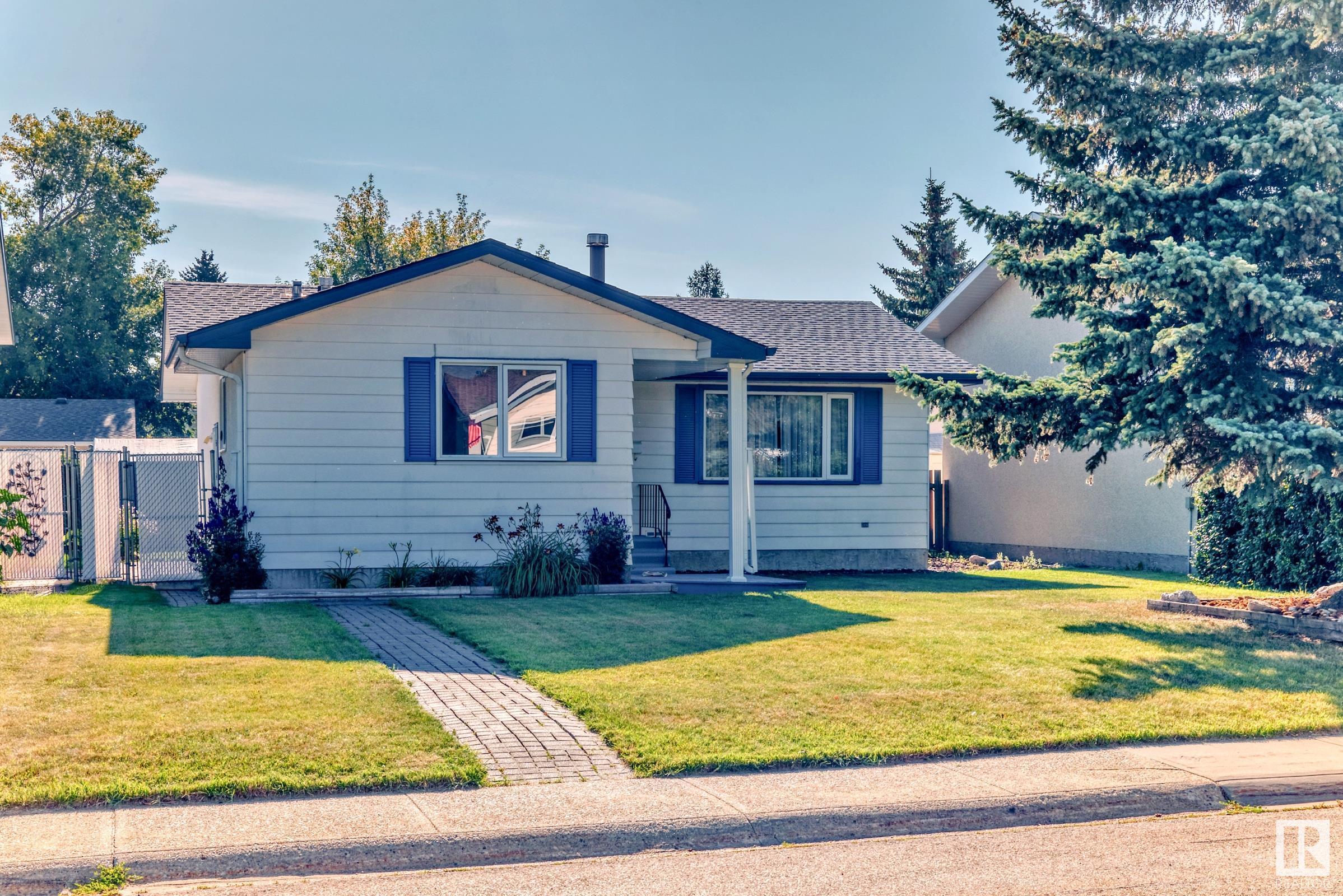 110 BRANTFORD Street, E4451073, Alberta,