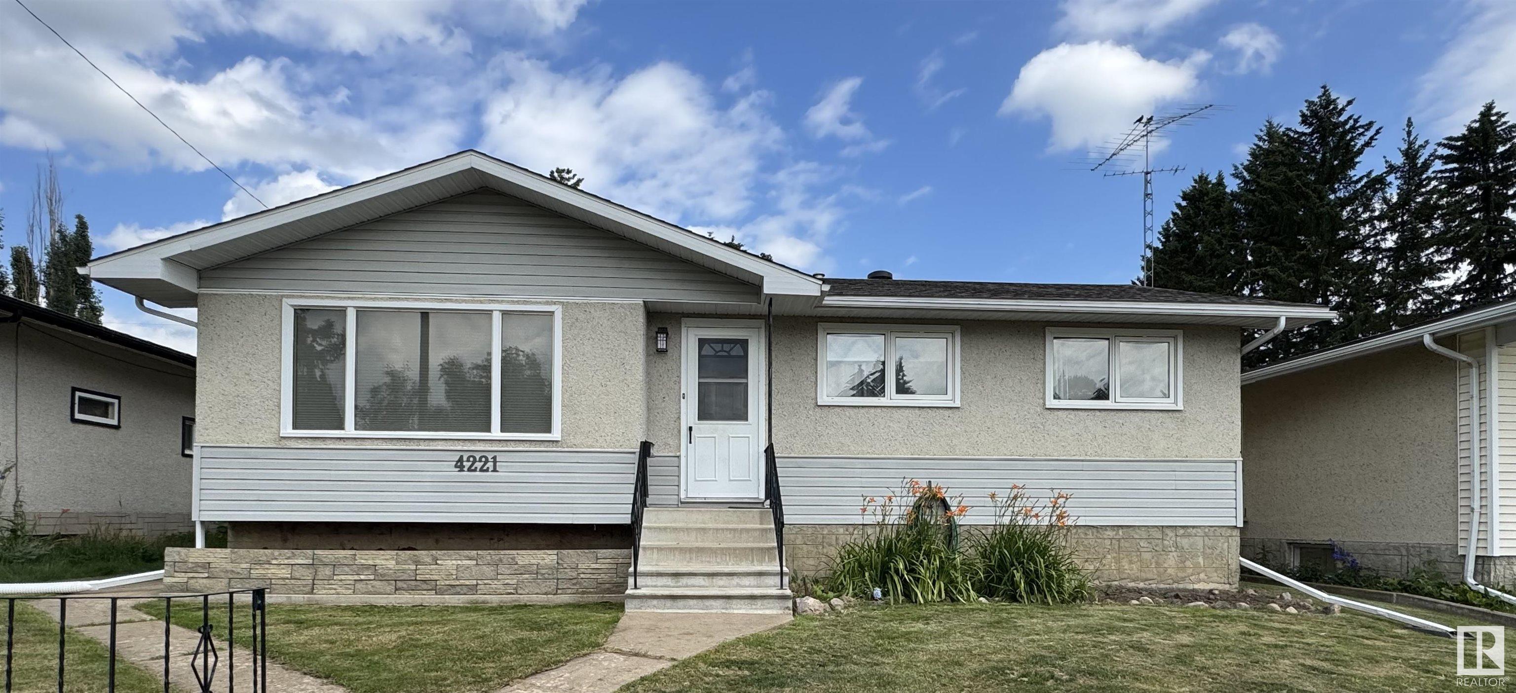 4221 50 Street, E4451143, Alberta,