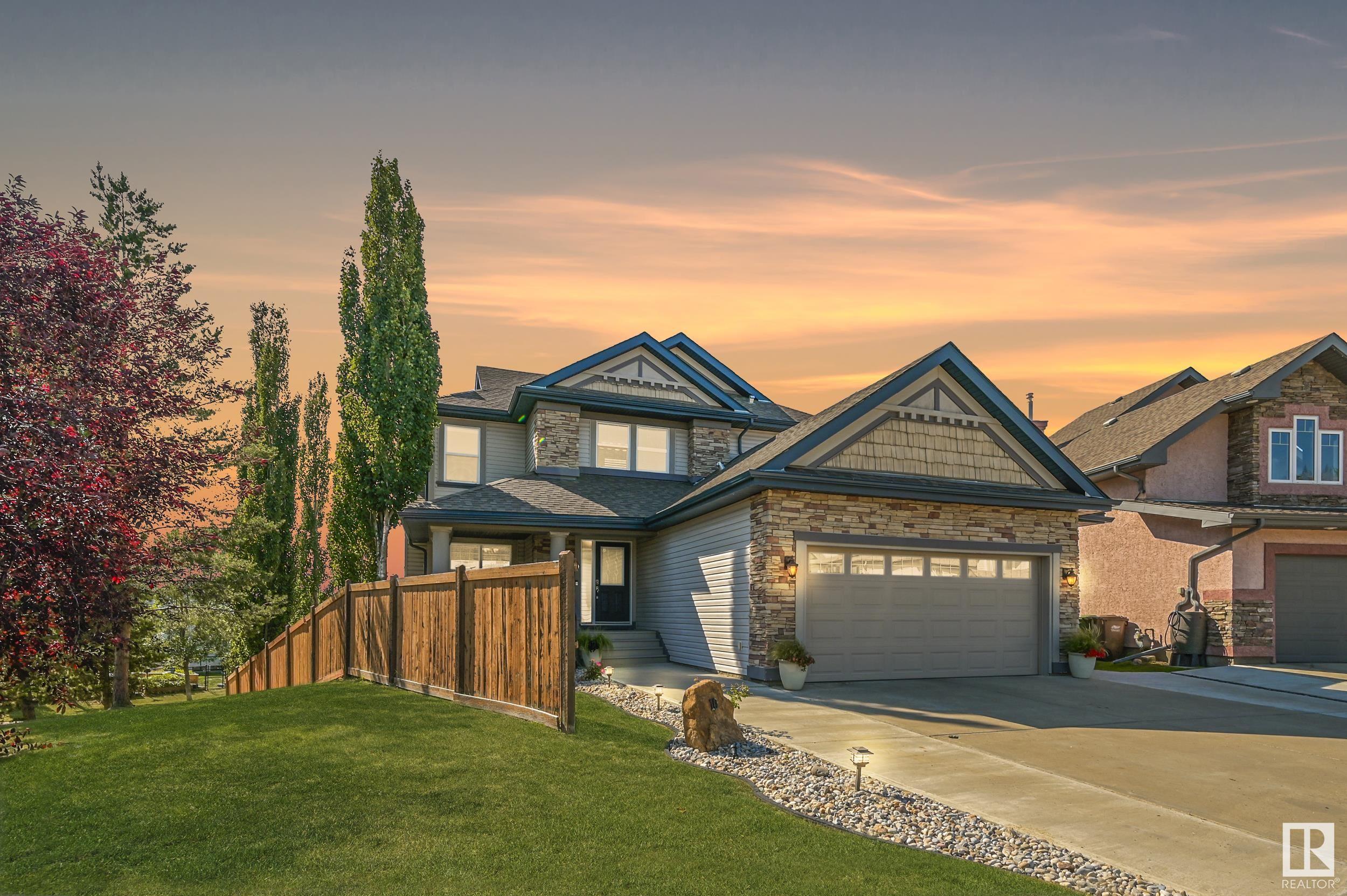10 NEWBURY Court, E4451205, Alberta,