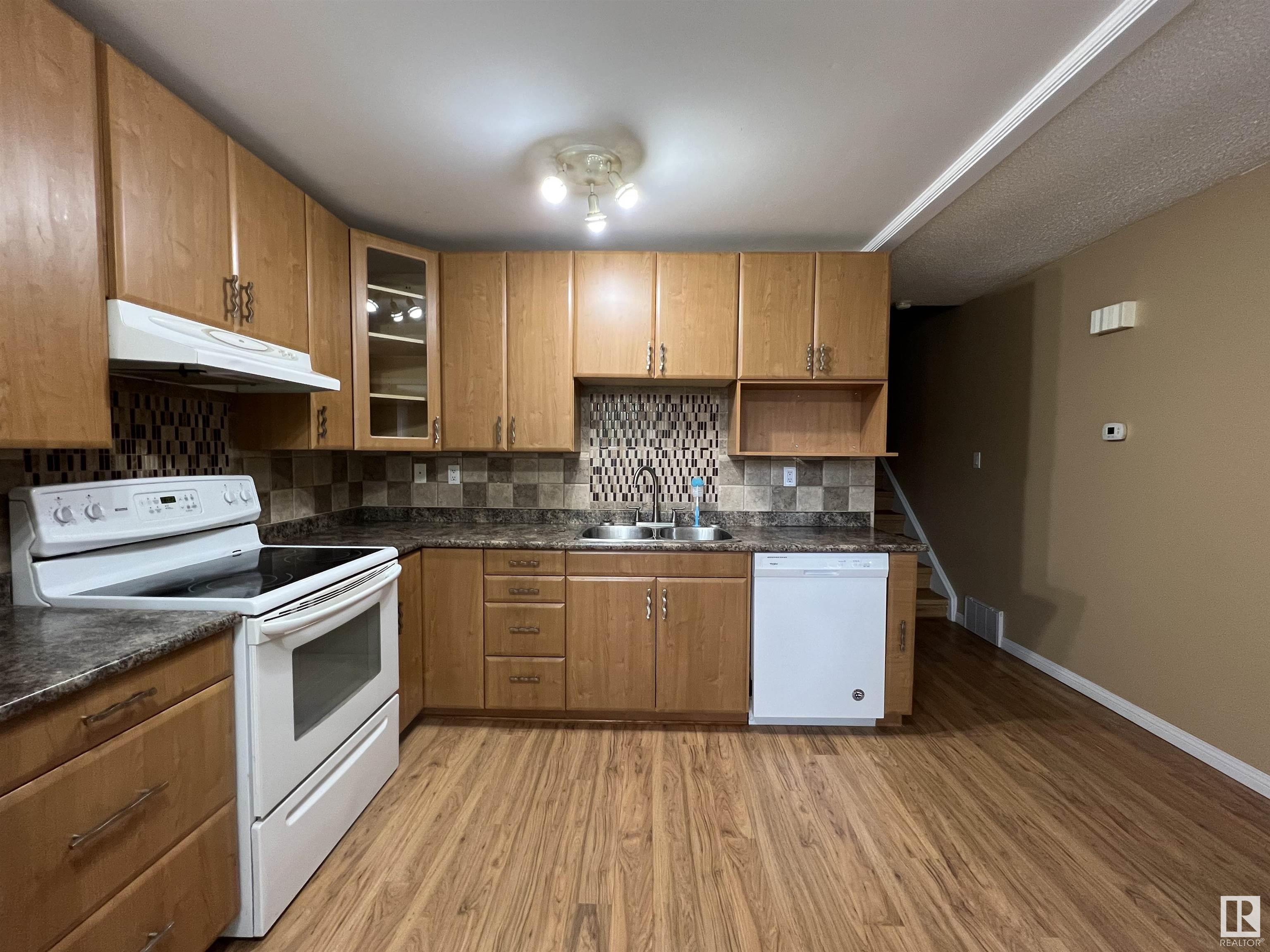 Fifth View of 168 Londonderry Square, Kilkenny, Edmonton, Alberta, T5C 3C4
