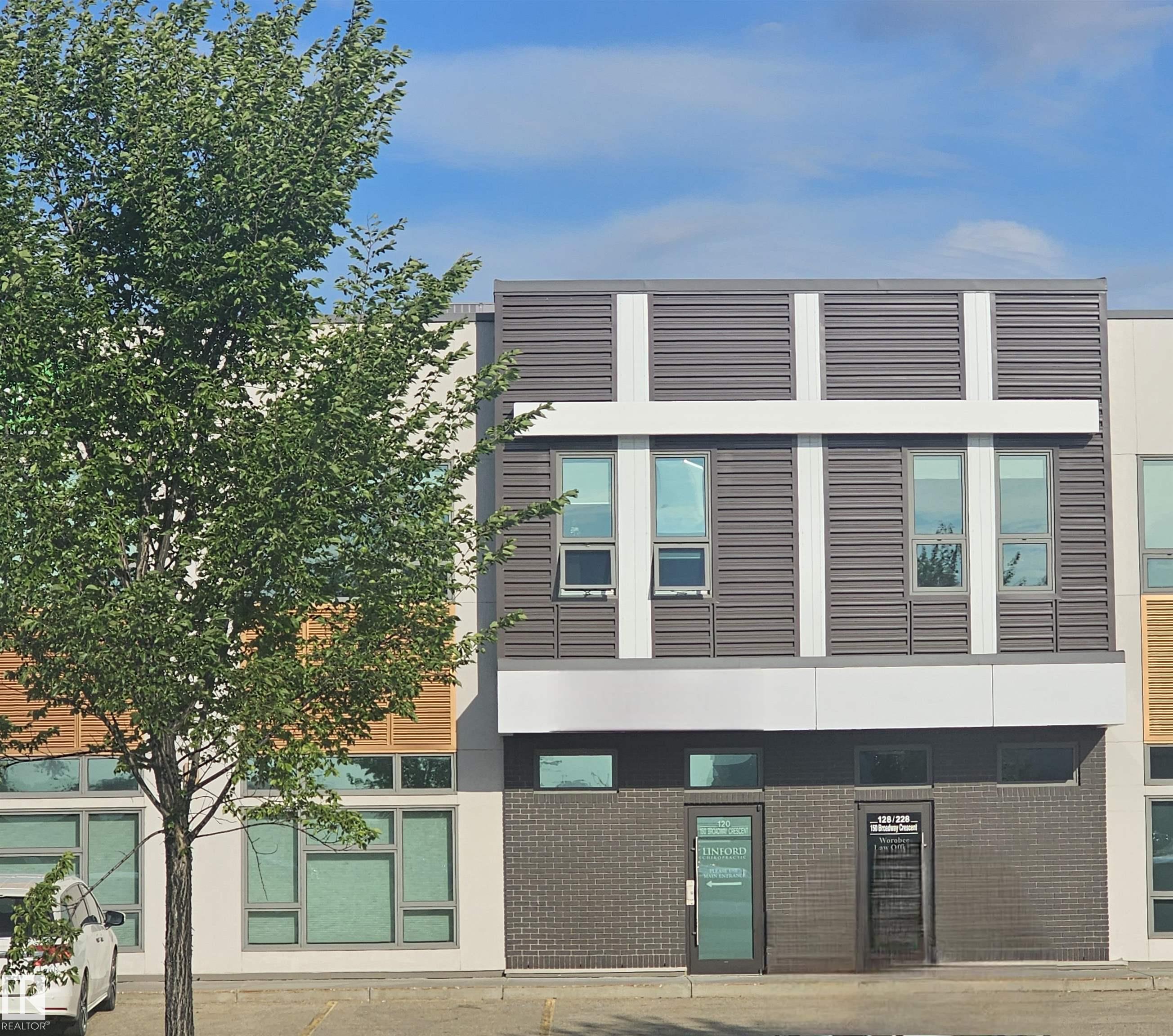 228 150 BROADWAY Crescent, E4451372, Alberta,