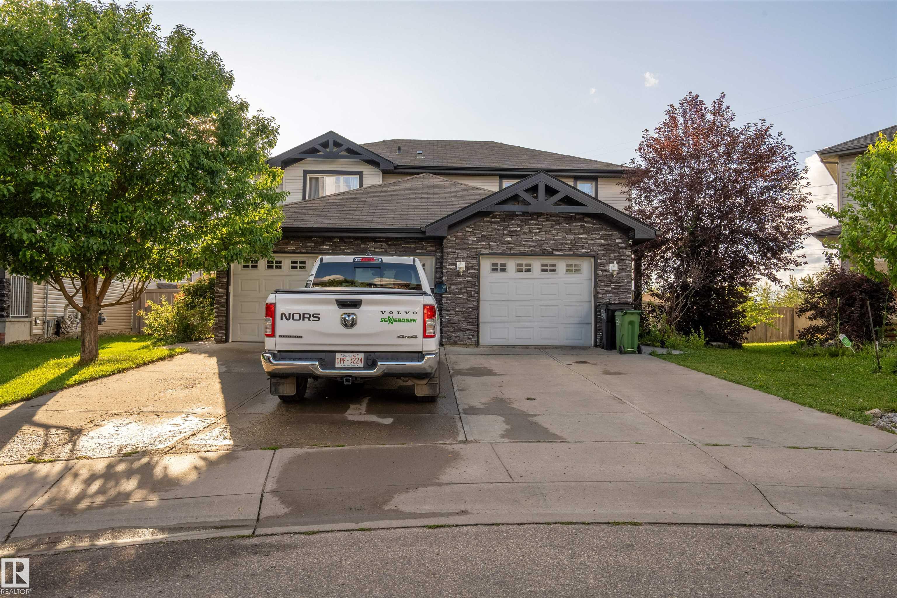 104 53 Street, E4451552, Alberta,